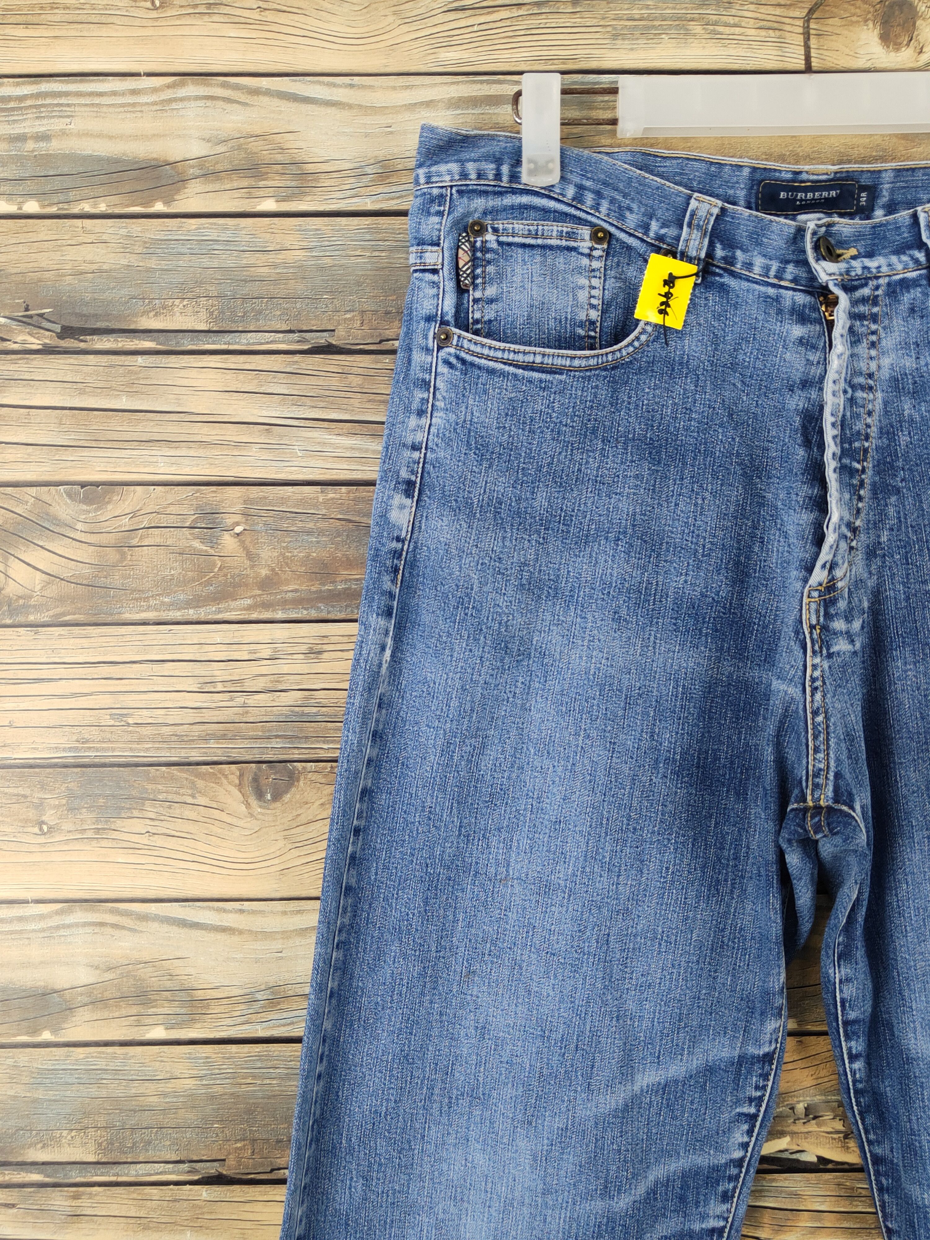 Burberry Burberry Blue Distressed Ripped denim Jeans #W1597 Size US 33 - 3 Thumbnail