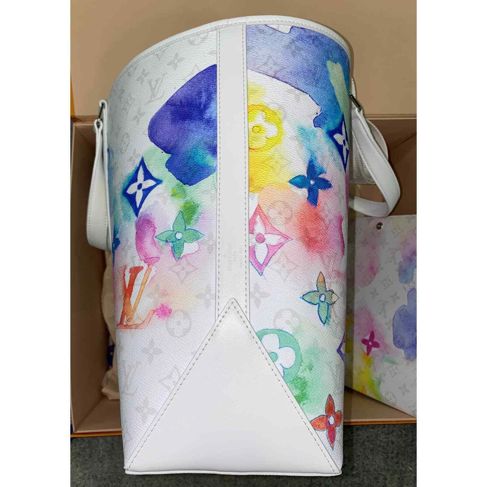 Louis Vuitton Louis Vuitton Watercolor Monogram Logo Shoulder Bag Size ONE SIZE - 6 Thumbnail