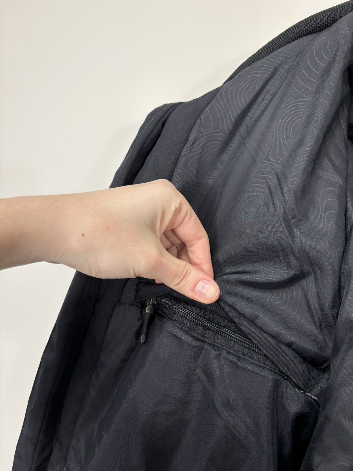 Fjallraven Fjallraven Kodiak Men’s Hydratic Black Hooded Parka Jacket Size US S / EU 44-46 / 1 - 14 Thumbnail