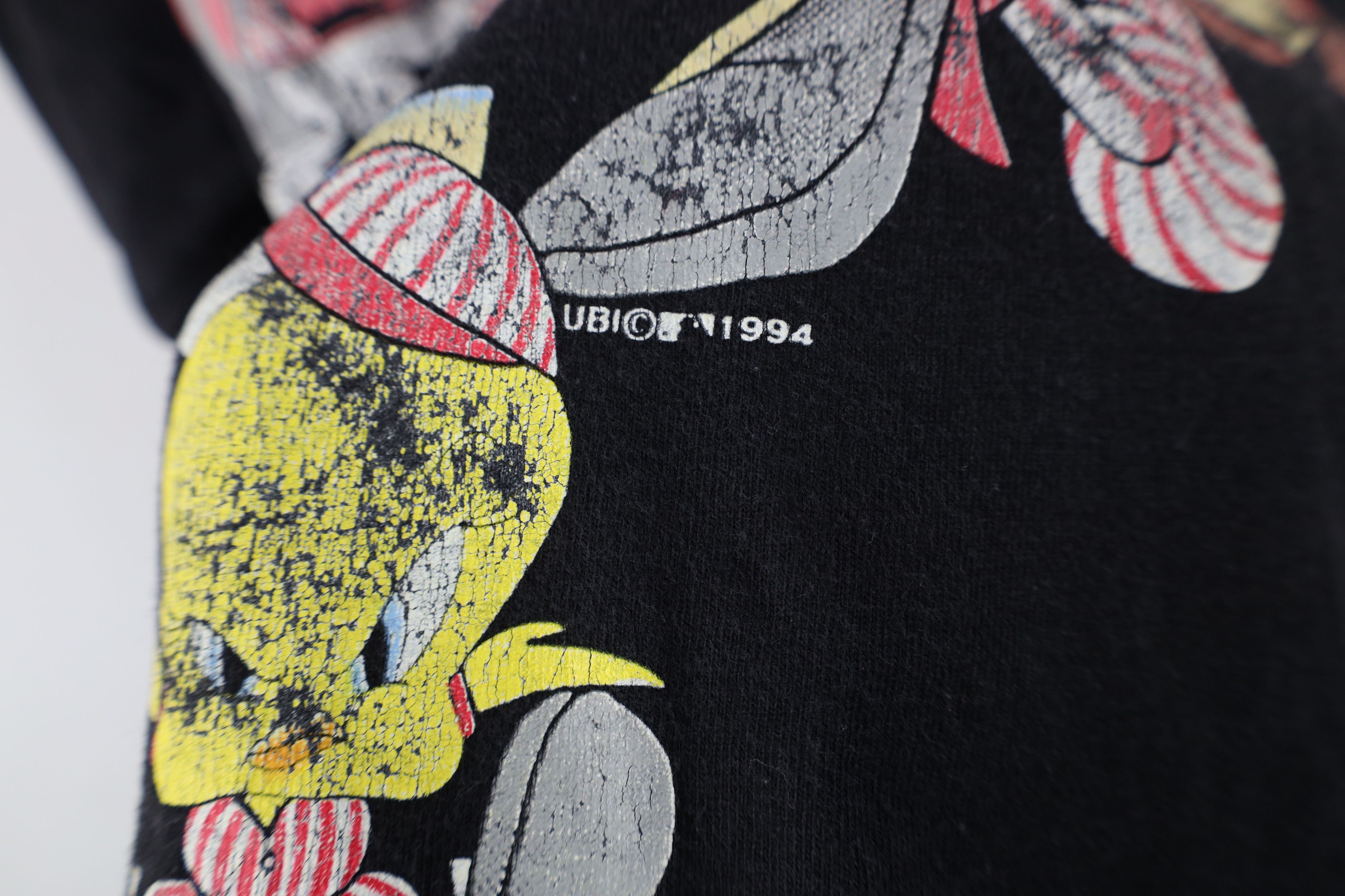 Vintage Vintage 90s Looney Tunes Reds Baseball T-Shirt USA Size US XL / EU 56 / 4 - 11 Thumbnail