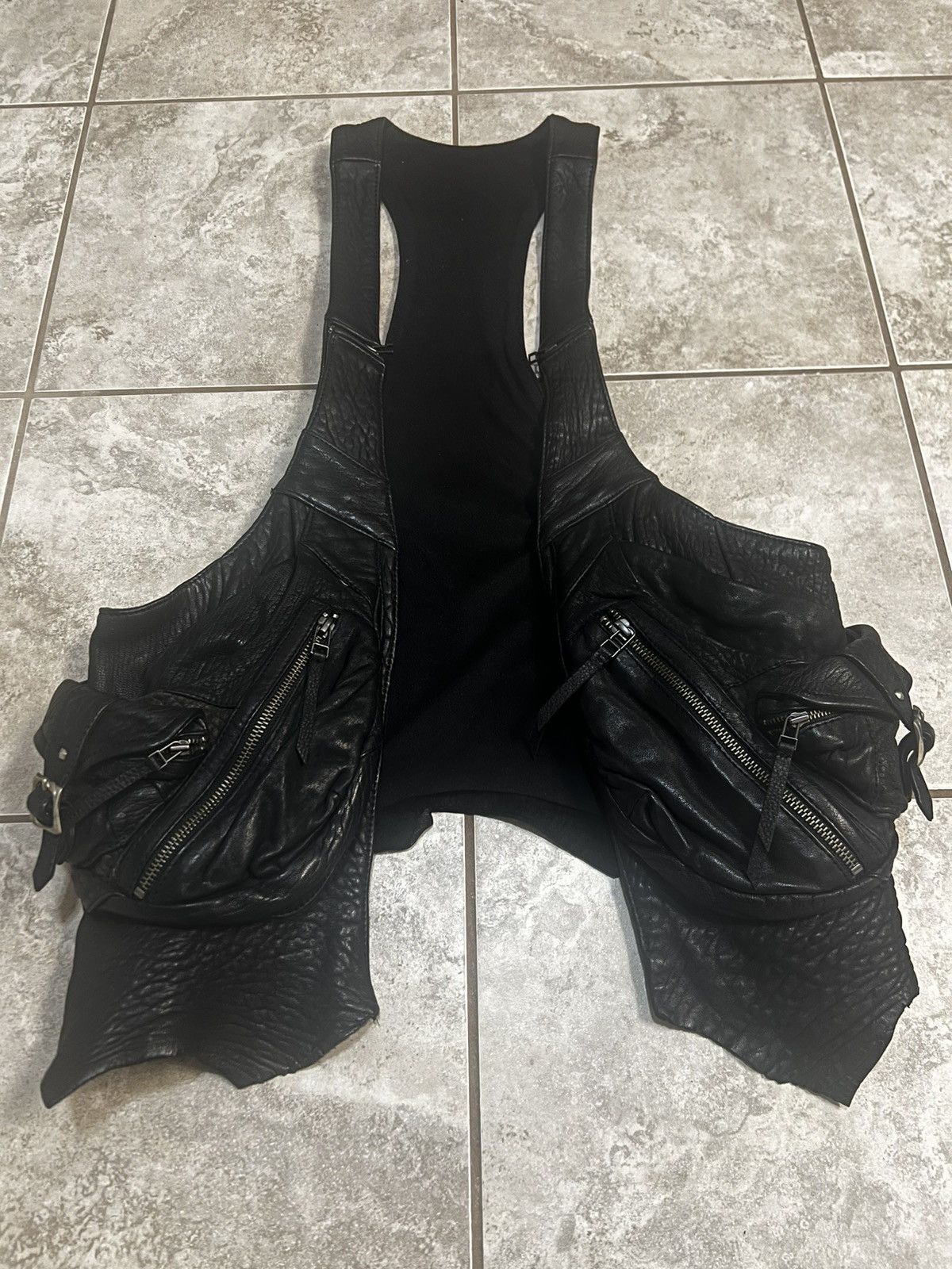 14th Addiction 14th Addiction Raw Hem Cargo Leather Vest Size ONE SIZE - 1 Thumbnail