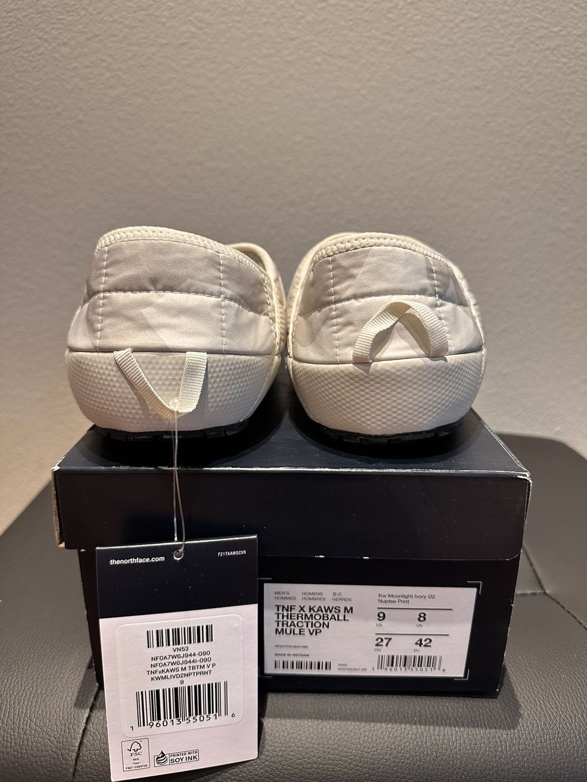 Kaws × The North Face KAWS x The North Face mule US 9 sneaker Size US 9 / EU 42 - 7 Thumbnail