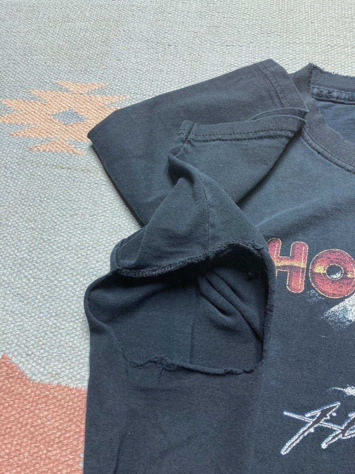 Vintage t shirt hooters restaurant hot wings angel distressed fade L Size US L / EU 52-54 / 3 - 5 Thumbnail