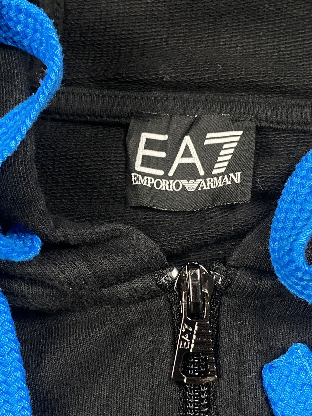 Emporio Armani OG Vintage y2k Emporio Armani Luxury Zip Up Hoodie Size US M / EU 48-50 / 2 - 5 Thumbnail