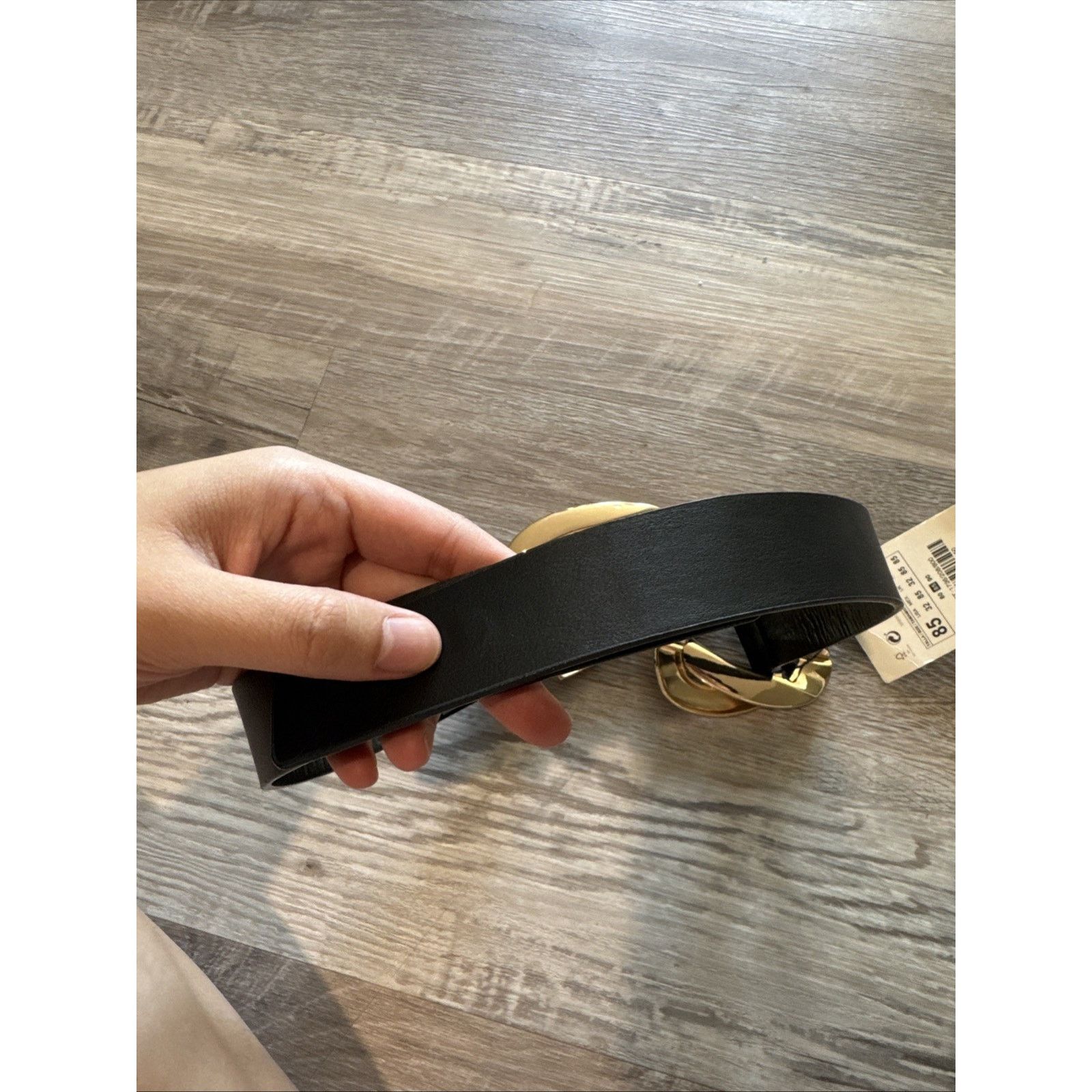 Zara ZARA Women's Black Belt Gold Buckle 85cm/~33 Inches (US) Size ONE SIZE - 4 Thumbnail