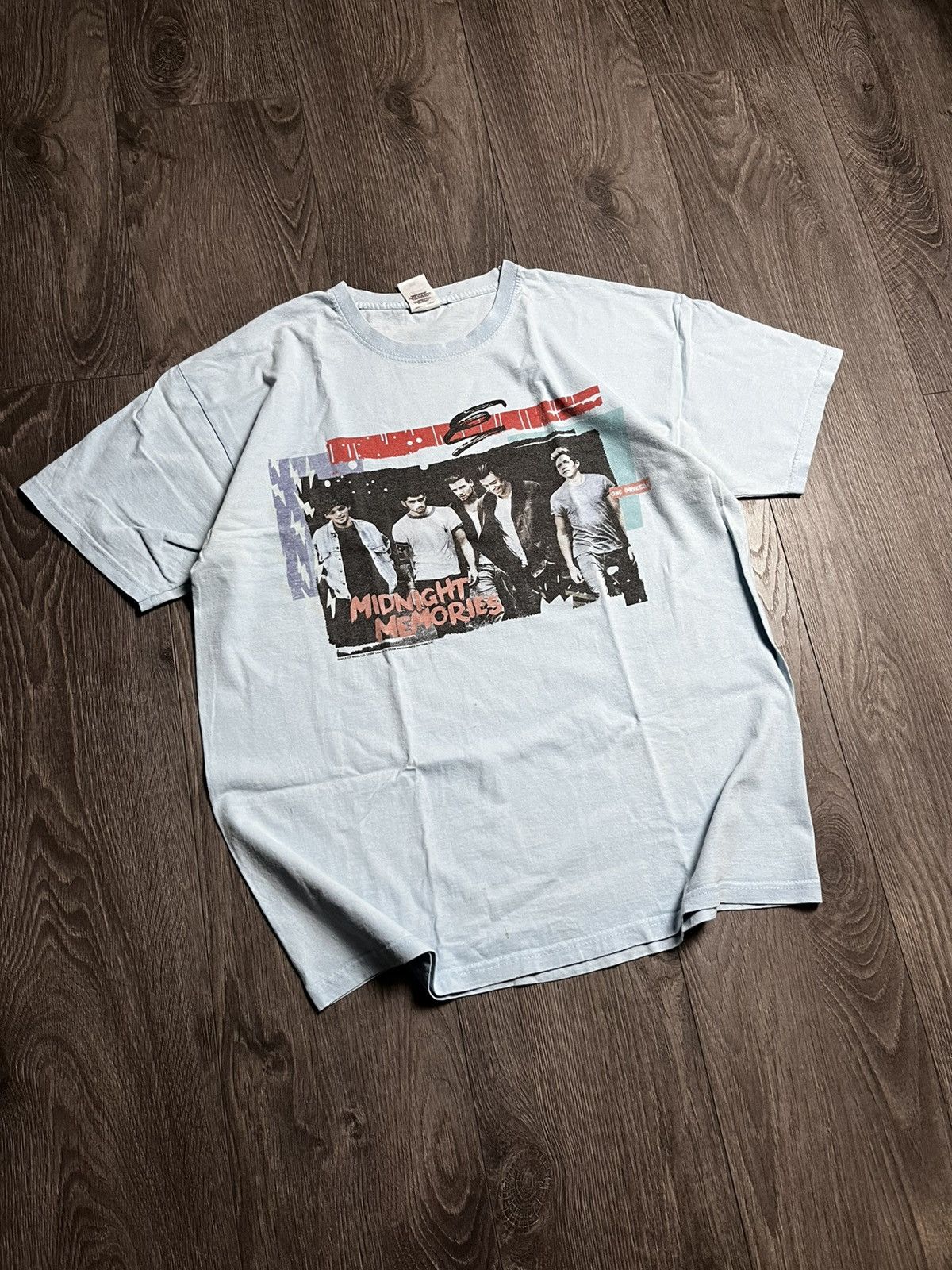 Band Tees One Direction 2014 Where We Are Euro Tour T-Shirt Light Blue Size US M / EU 48-50 / 2 - 1 Thumbnail