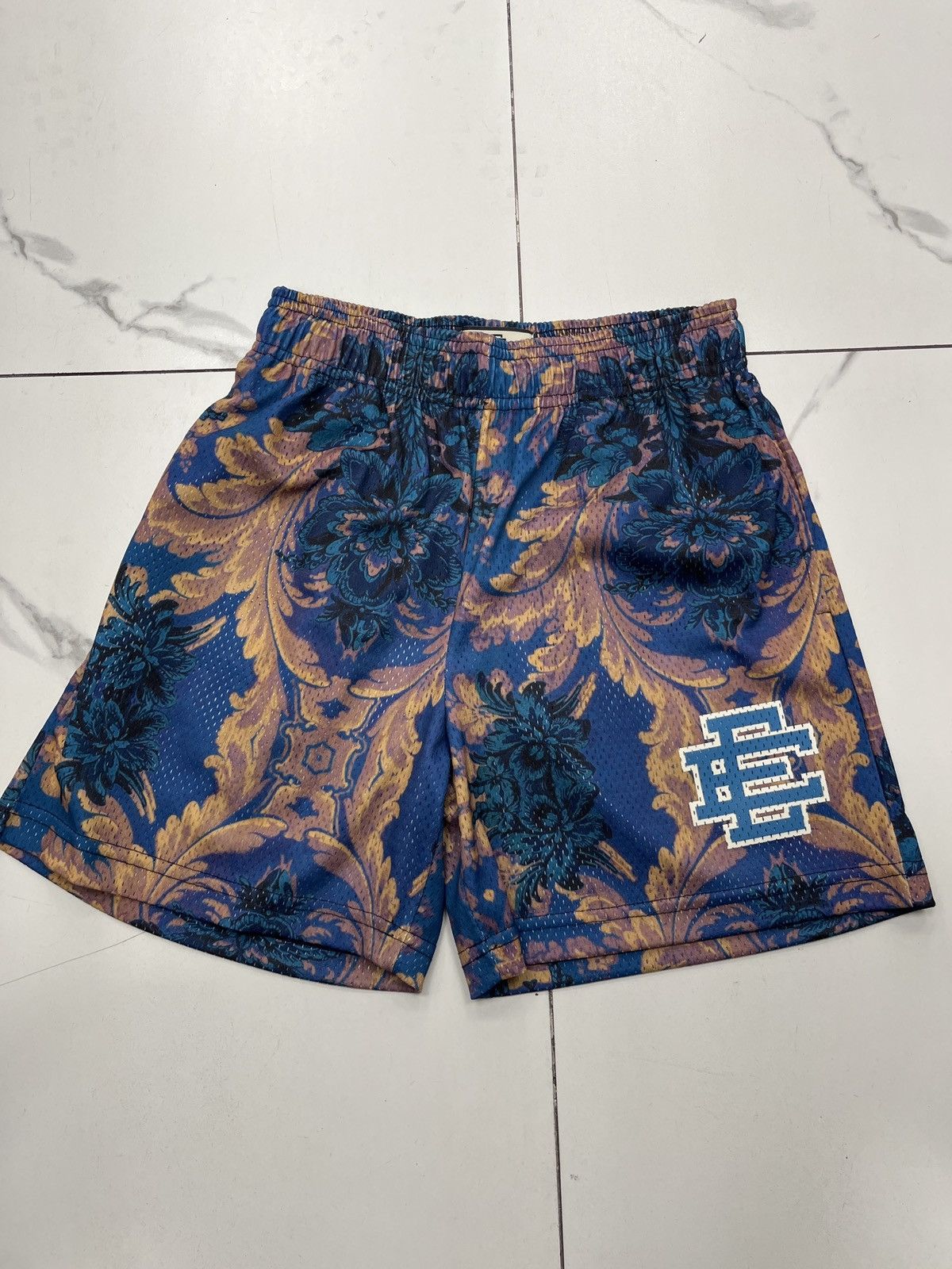 Eric Emanuel Eric Emanuel EE Basic Short "Wallpaper Blue" Size US 32 / EU 48 - 1 Thumbnail