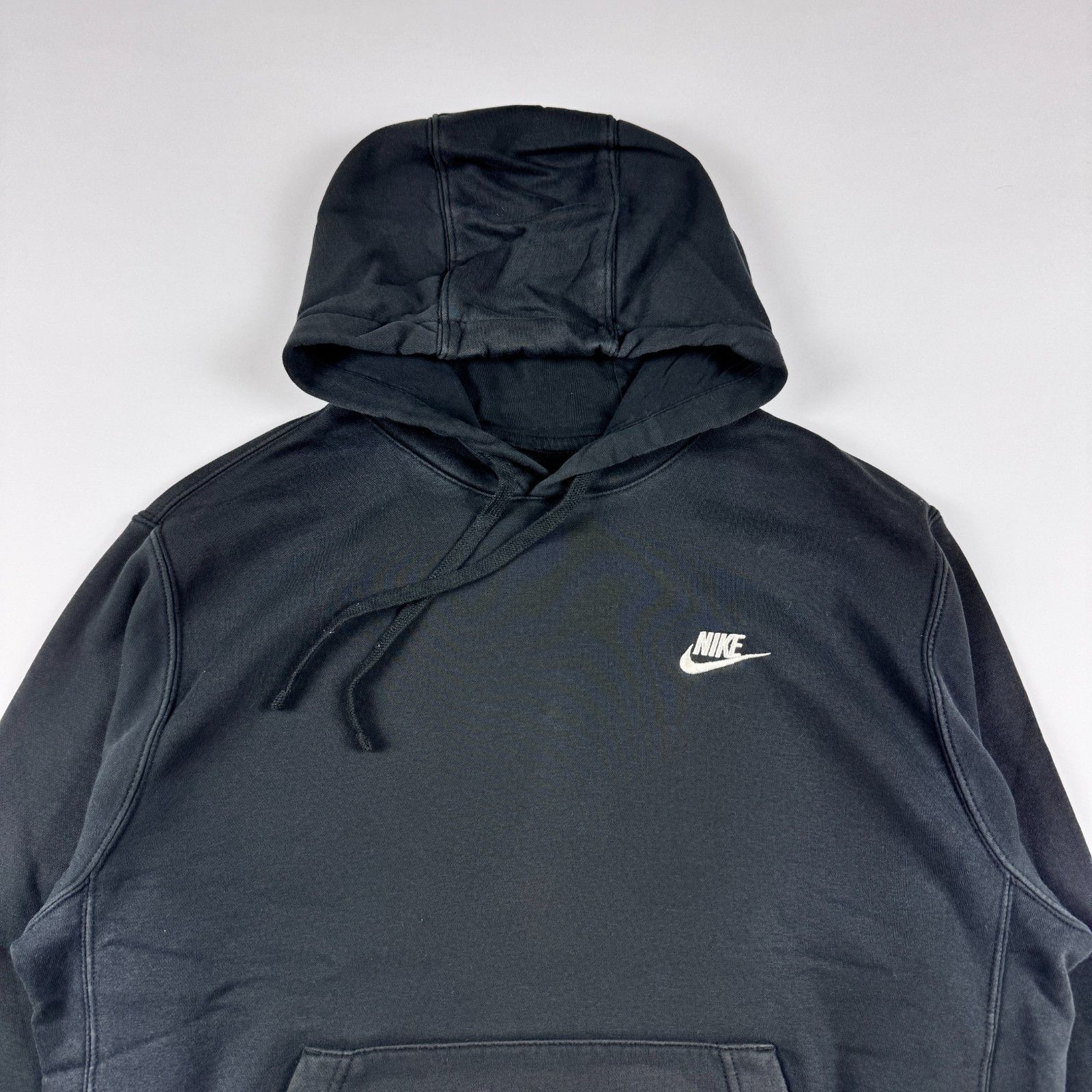 Nike Nike Hoodie M Black Pullover Swoosh Sweatshirt Size US M / EU 48-50 / 2 - 2 Thumbnail
