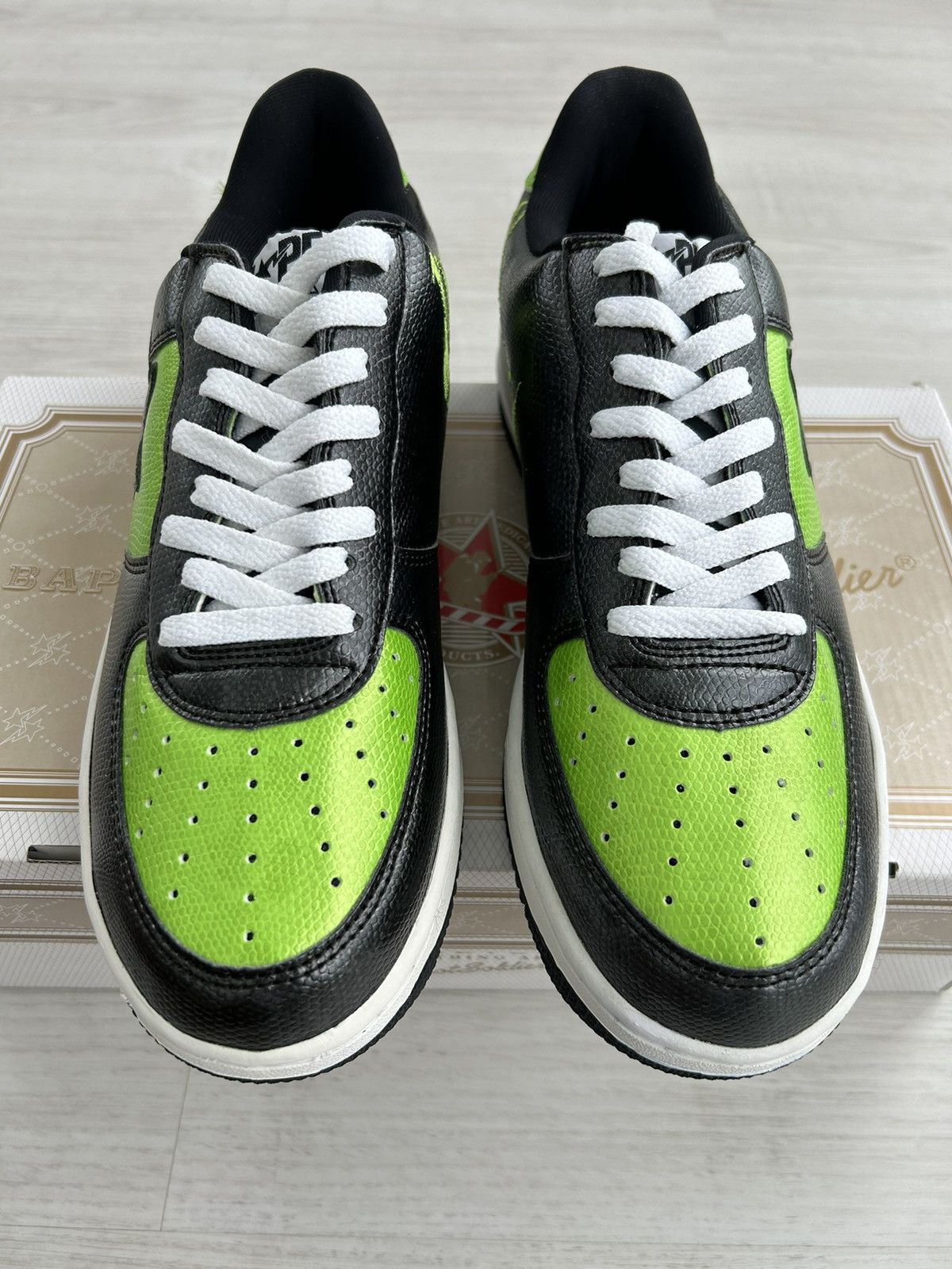 Bape × Futura VERY RARE OG 2003 A BATHING APE X UNKLE SNAKESKIN BAPESTA Size US 9 / EU 42 - 2 Thumbnail
