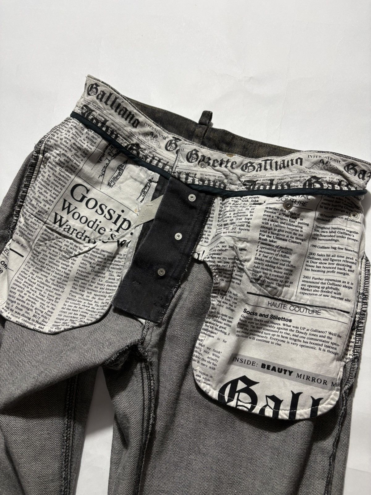 John Galliano JOHN GALLIANO DUST WAXED DENIM JEANS Size US 28 / EU 44 - 6 Thumbnail