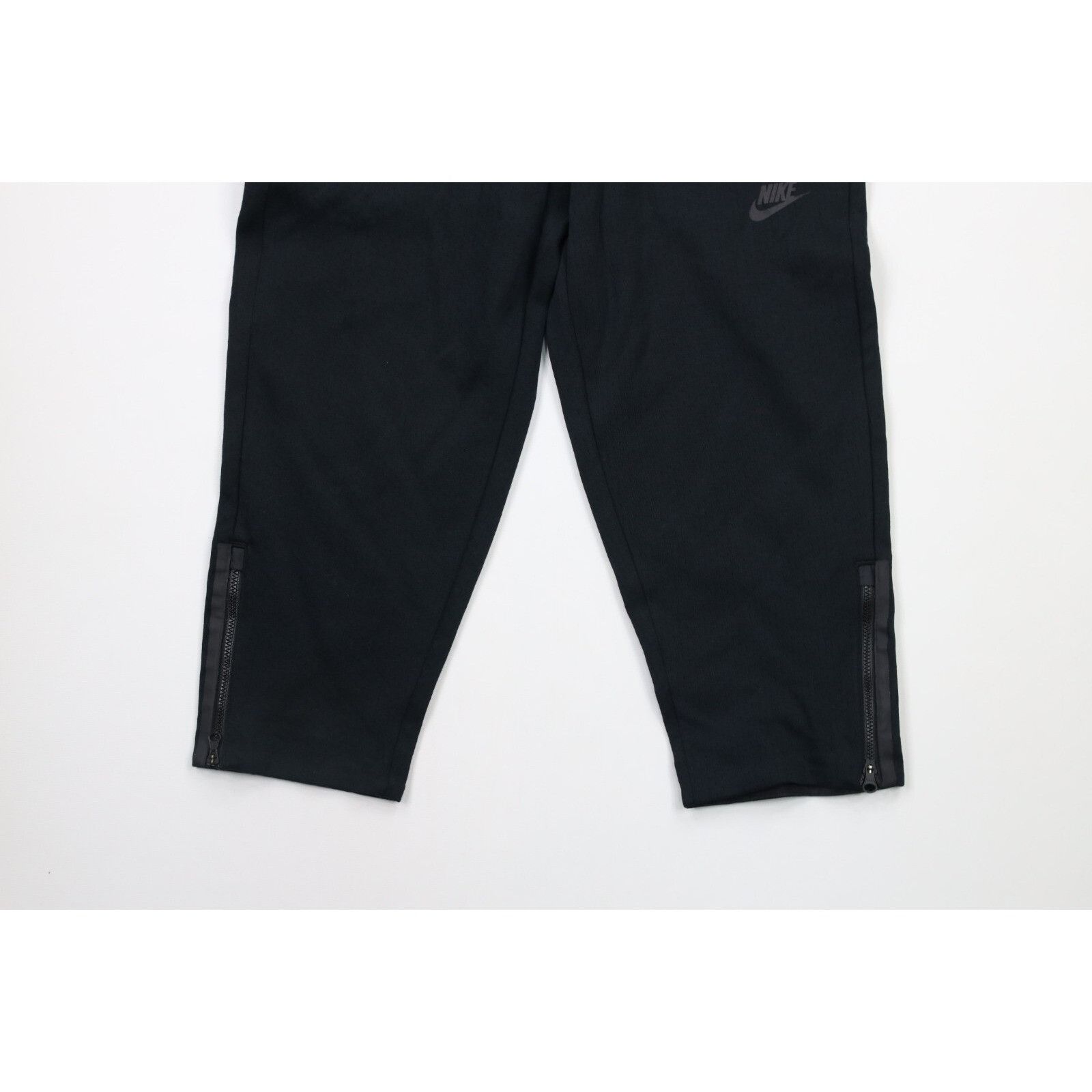 Nike New Nike Tech Fleece Womens Size XS Spell Out Cropped Sweatp Size 26" / US 2 / IT 38 - 3 Thumbnail