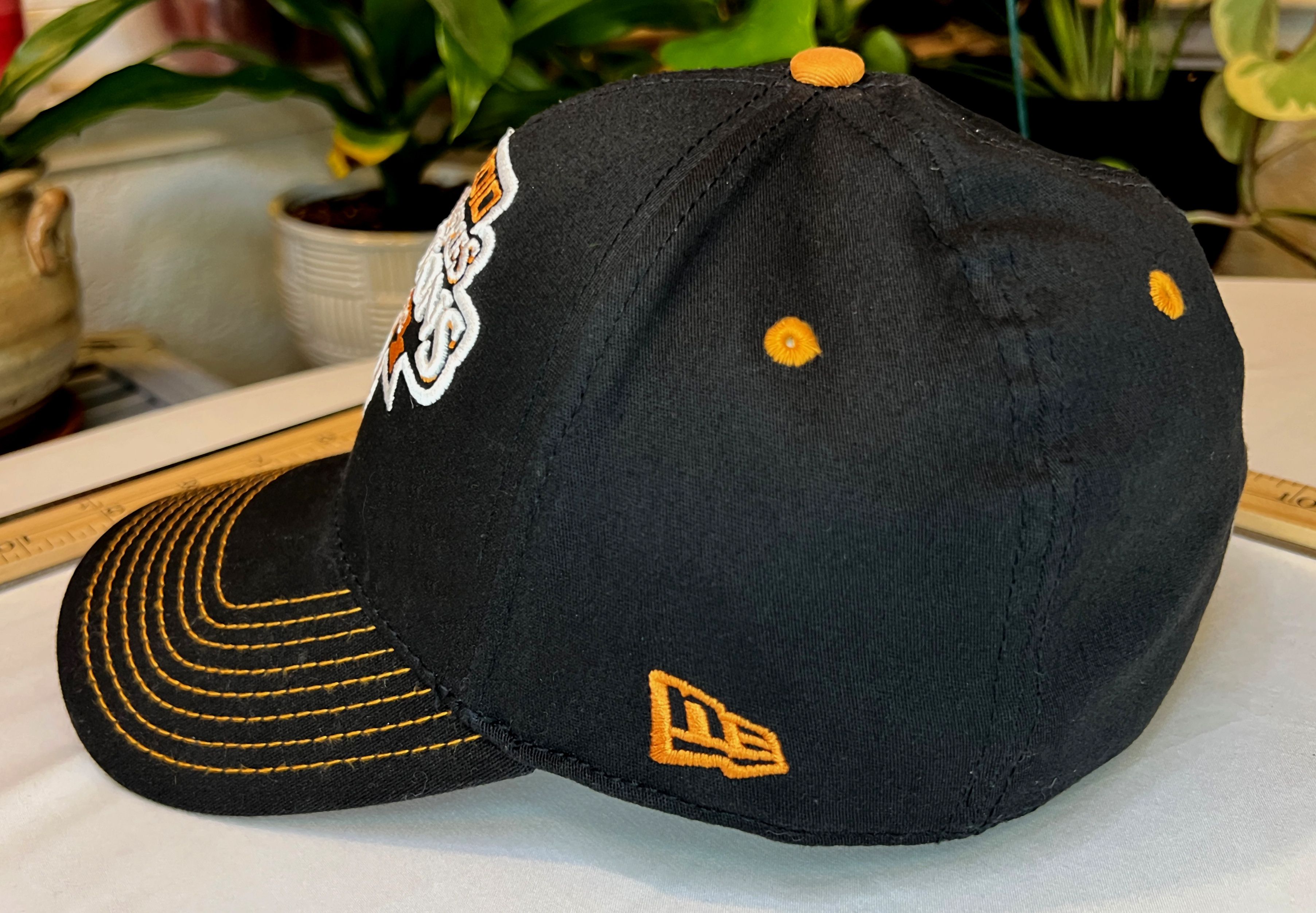 New Era San Francisco Giants 2010 World Series MLB Baseball Hat Size ONE SIZE - 5 Thumbnail