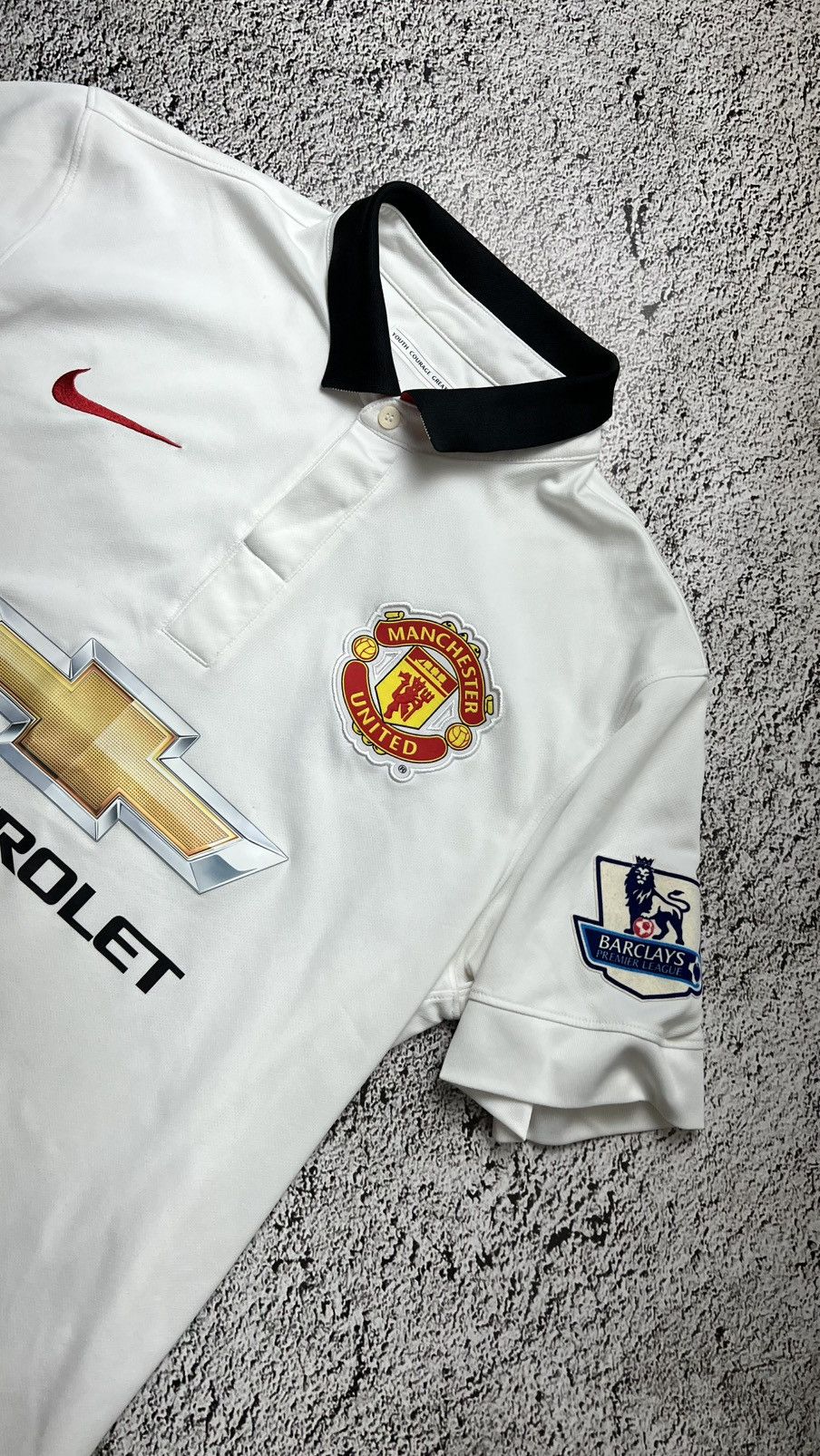 Nike 2014-2015 Manchester United Luke Shaw nike jersey Size US M / EU 48-50 / 2 - 3 Thumbnail