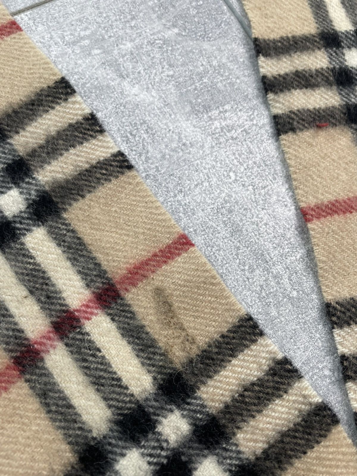 Burberry Burberry Cashmere Scarf Check Vintage Size ONE SIZE - 4 Thumbnail