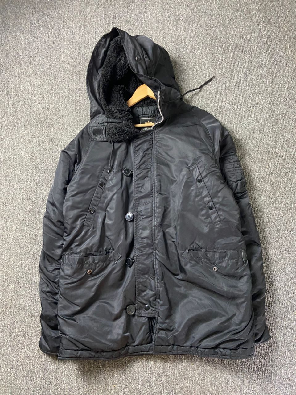 Alpha Industries Alpha Industries Extreme Cold Weather Parka (198) Size US XL / EU 56 / 4 - 1 Thumbnail