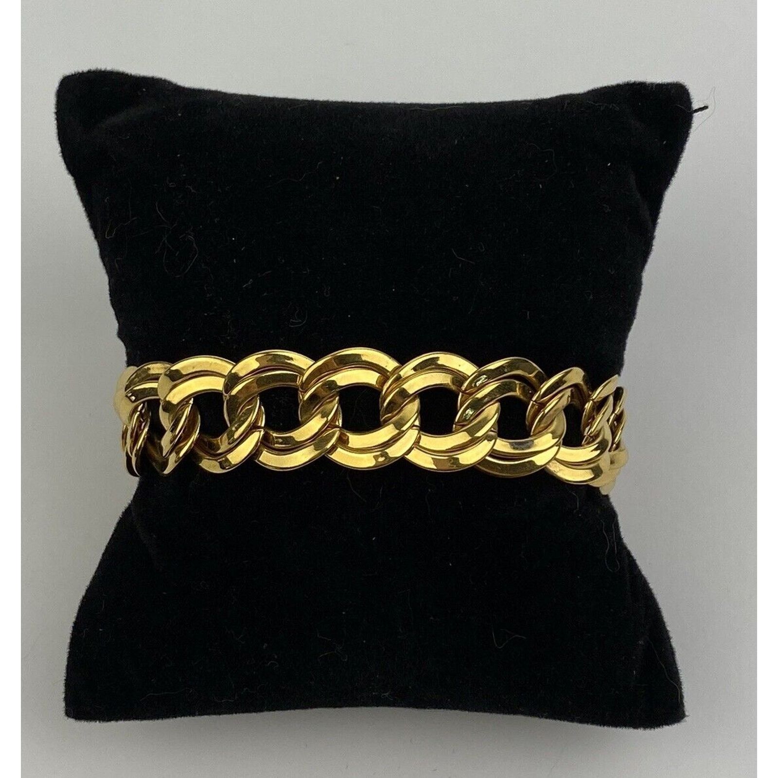 Monet Vintage Monet Gold Tone Double Curb Link Bracelet 80s 7.5" Size ONE SIZE - 1 Thumbnail