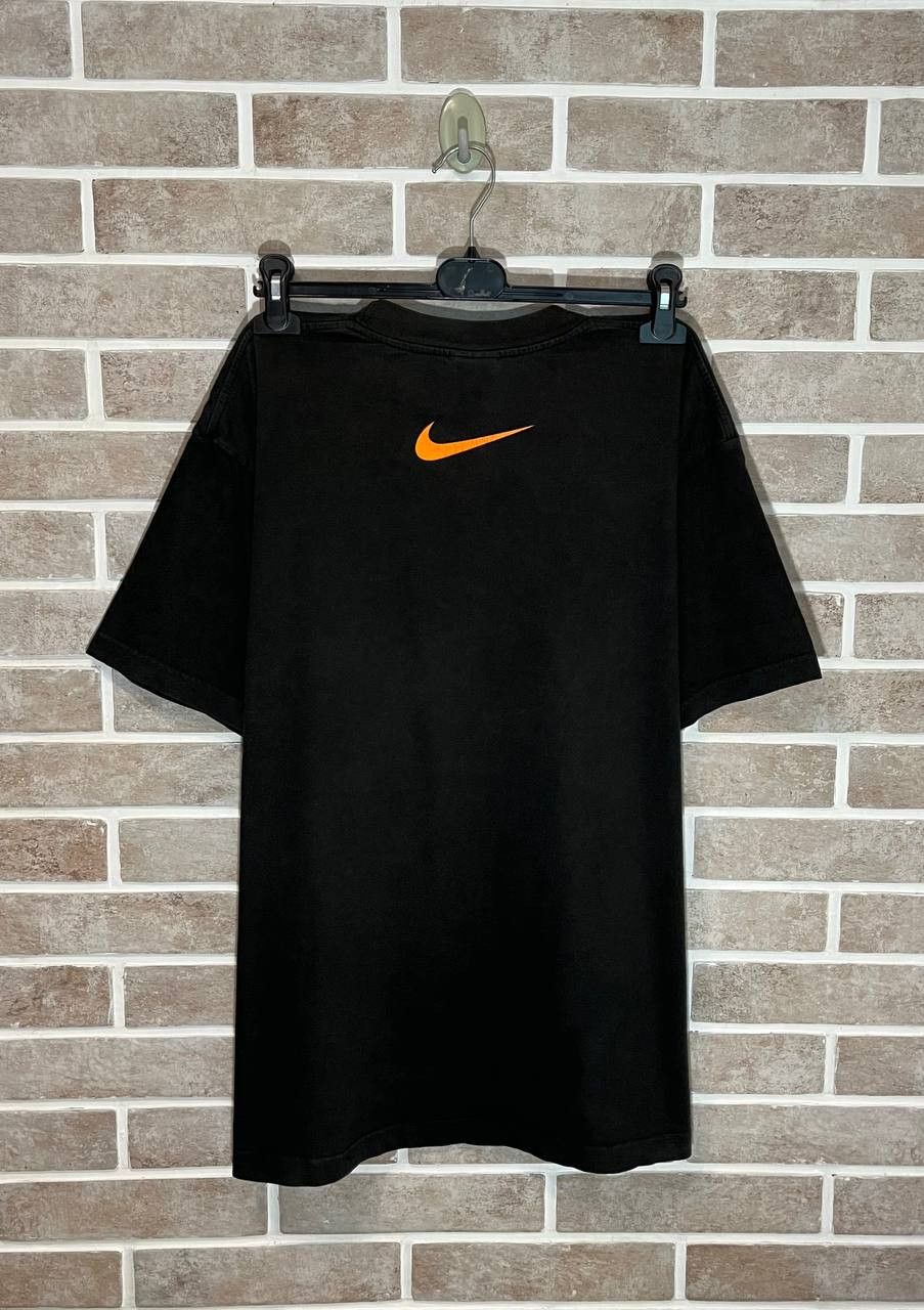 Nike × Vintage Vintage Nike 90s Swoosh center Logo T-Shirt cool Size US L / EU 52-54 / 3 - 8 Thumbnail