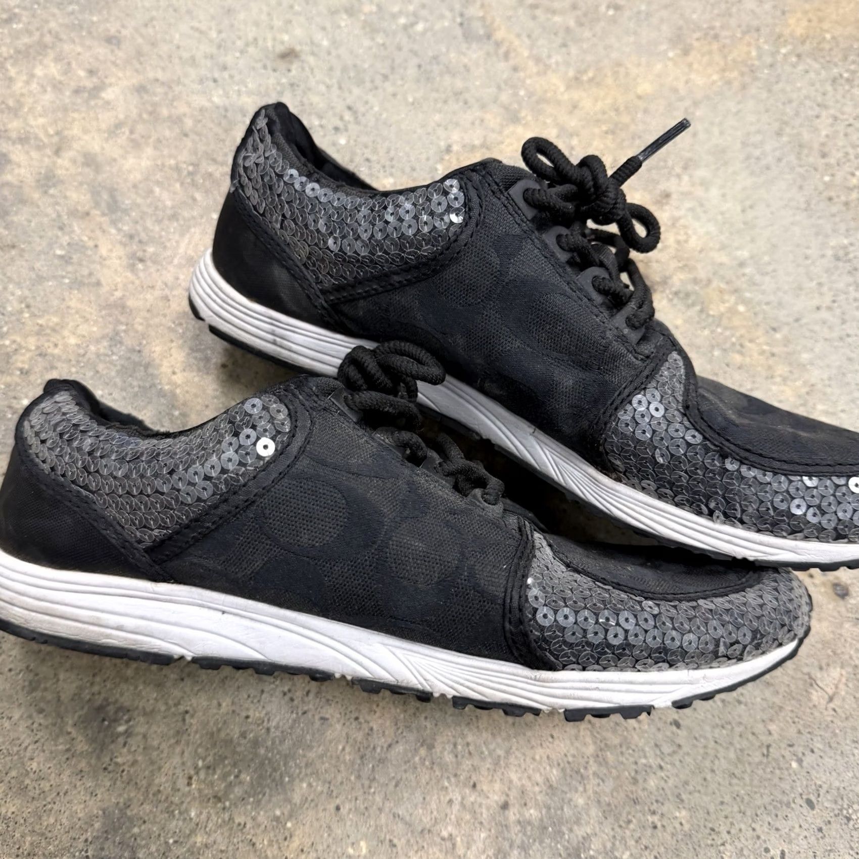 Coach COACH Karine Signature C Sneakers Black With Sequin Size 8 M Womens Sneaker Walking Casual Shoes Signature C Logo Small Details M Womens Size US 6 / IT 36 - 2 Thumbnail
