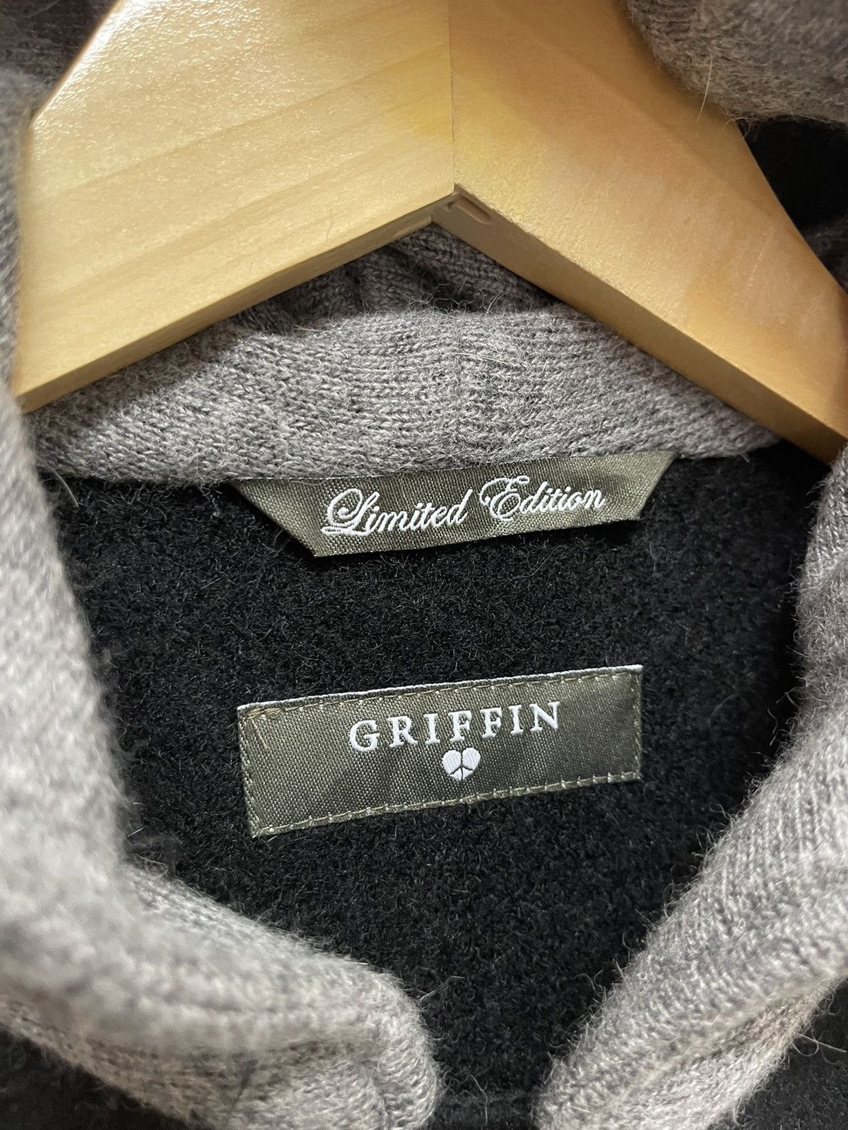 Griffin BLACK GRIFFIN HOODIE WOOL PATCH POCKETS JACKET Size US S / EU 44-46 / 1 - 3 Thumbnail