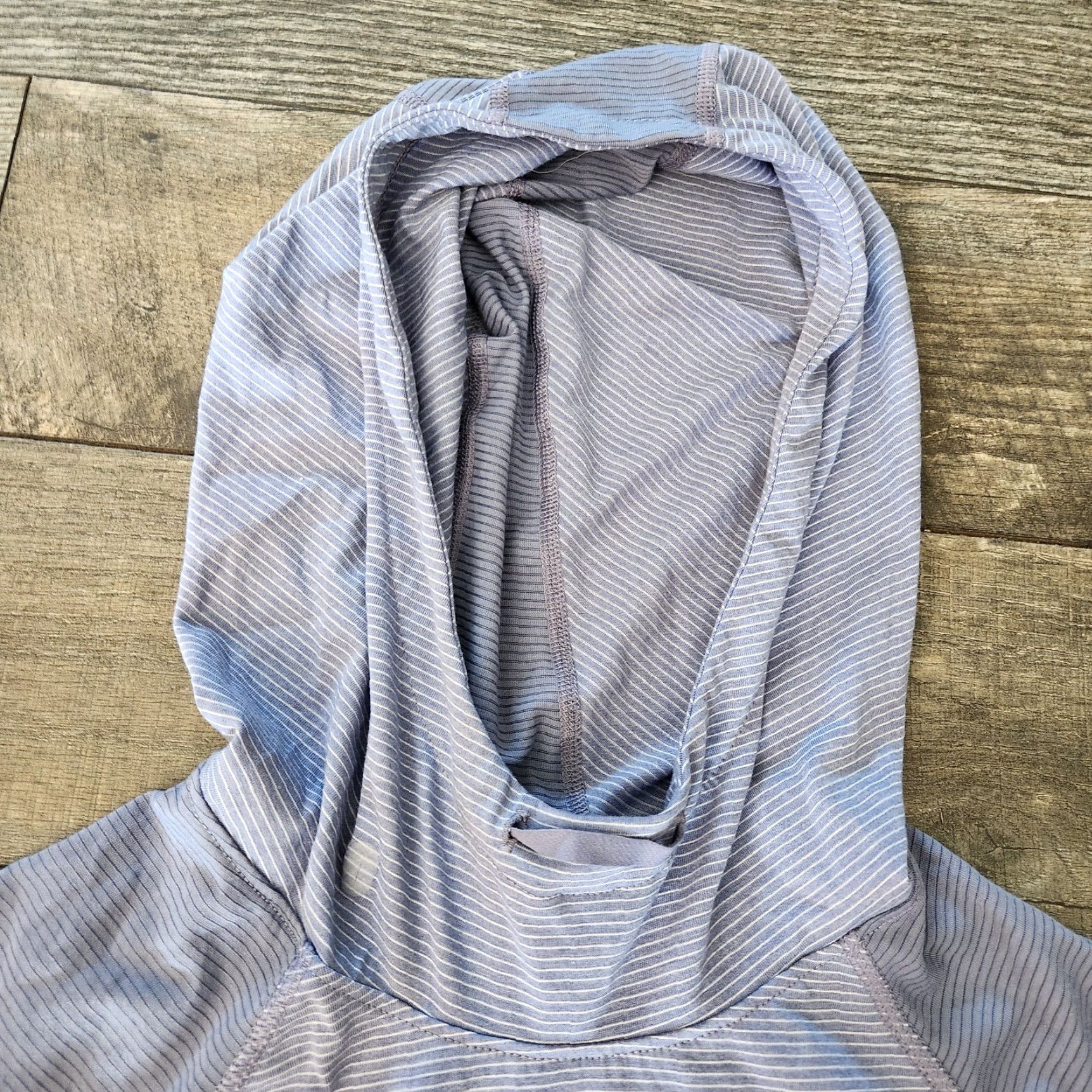 Under Armour Under Armour Run Cold Gear Hoodie Women M Thumb Holes Blue Striped Pocket Hoodie Size M / US 6-8 / IT 42-44 - 4 Thumbnail