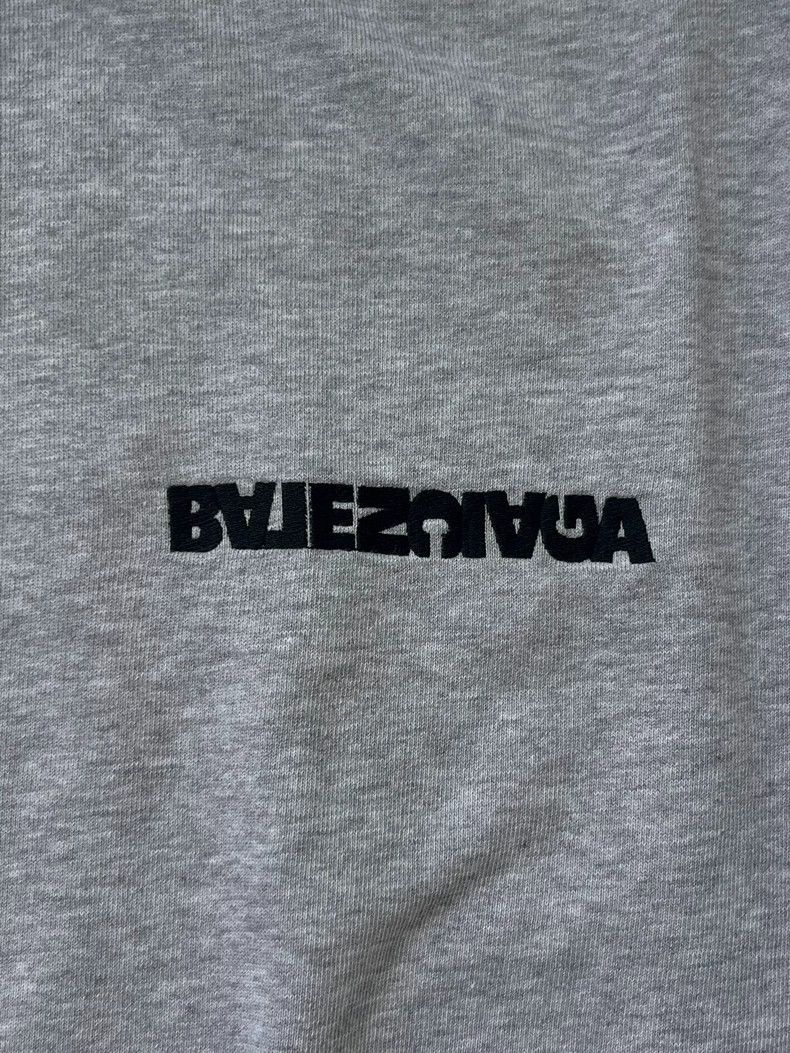 Balenciaga Balenciaga size 2 Grey upside-down embroidered Logo upside- Size US M / EU 48-50 / 2 - 4 Thumbnail