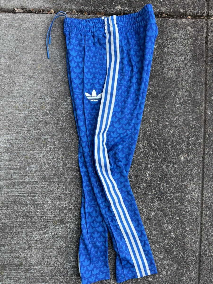 Adidas Adidas Unisex Mono AOP Logo Pants-Size Small ip6983 Size US 32 / EU 48 - 13 Thumbnail