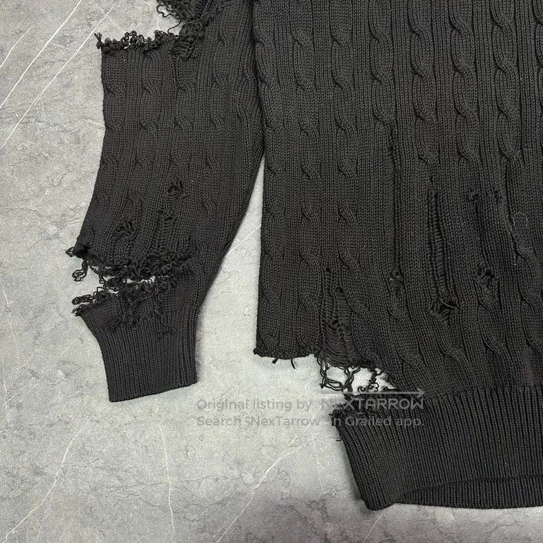 Balenciaga Balenciaga Wheat Embroidered Destroyed Hole Knitted Sweate Size US L / EU 52-54 / 3 - 2 Thumbnail