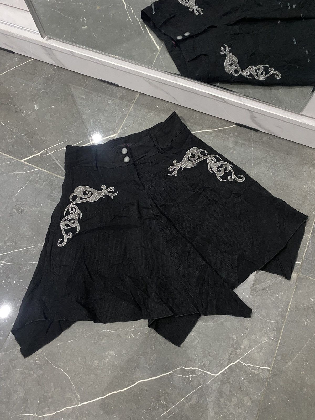 If Six Was Nine × Japanese Brand × Le Grande Bleu (L.G.B.) 💸BINDINGOFFER💸Chinho japanese tribal goa skirt asymmetrical Size 29" - 1 Thumbnail