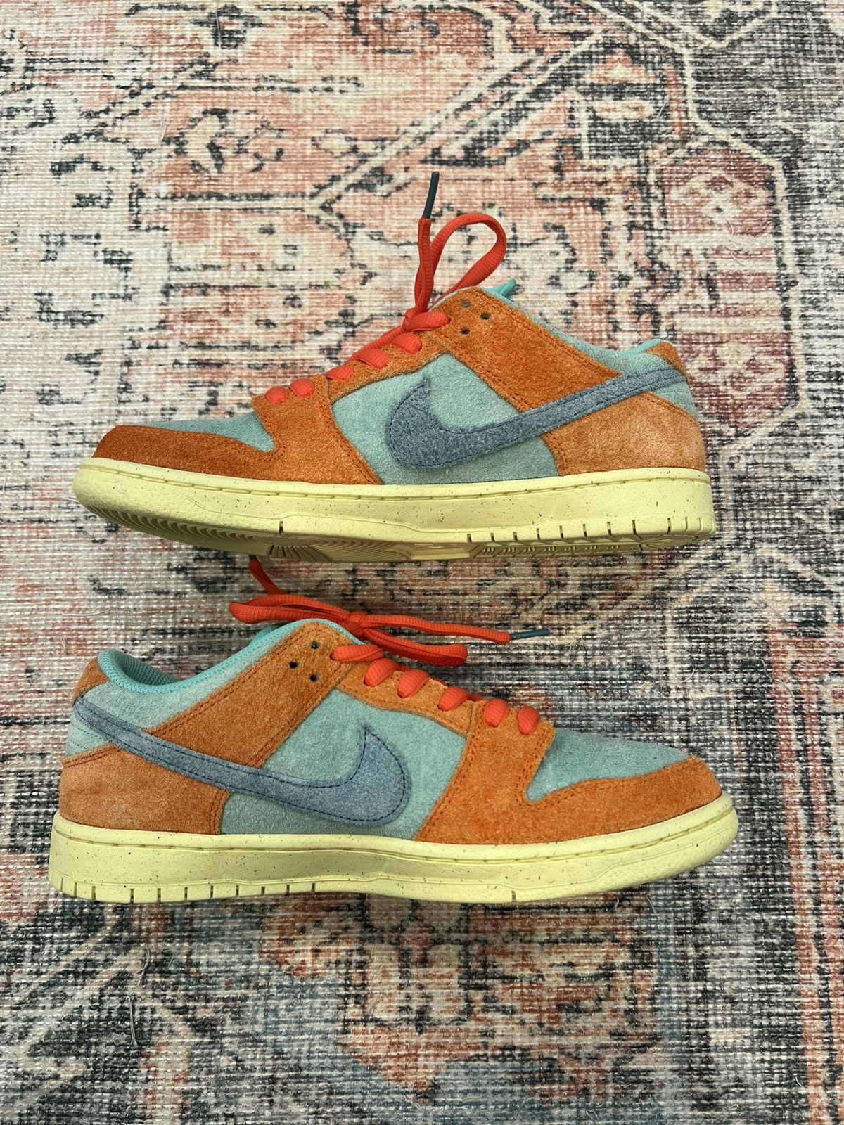 Nike Nike SB Dunk Low Pro PRM - Orange Emerald Rise Size US 8.5 / EU 41-42 - 4 Thumbnail