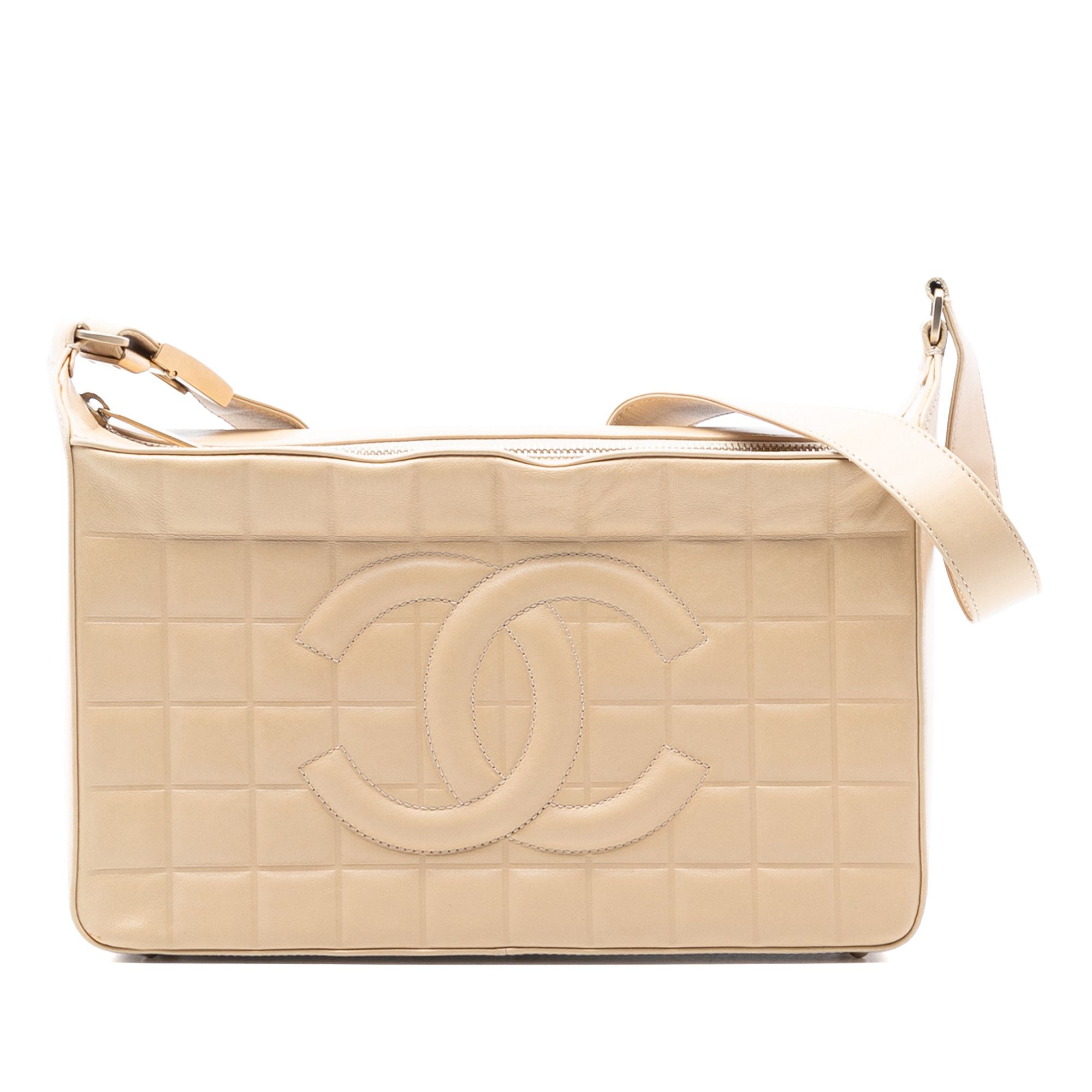 Chanel Chanel Medium Lambskin Chocolate Bar Shoulder Bag Size ONE SIZE - 1 Thumbnail