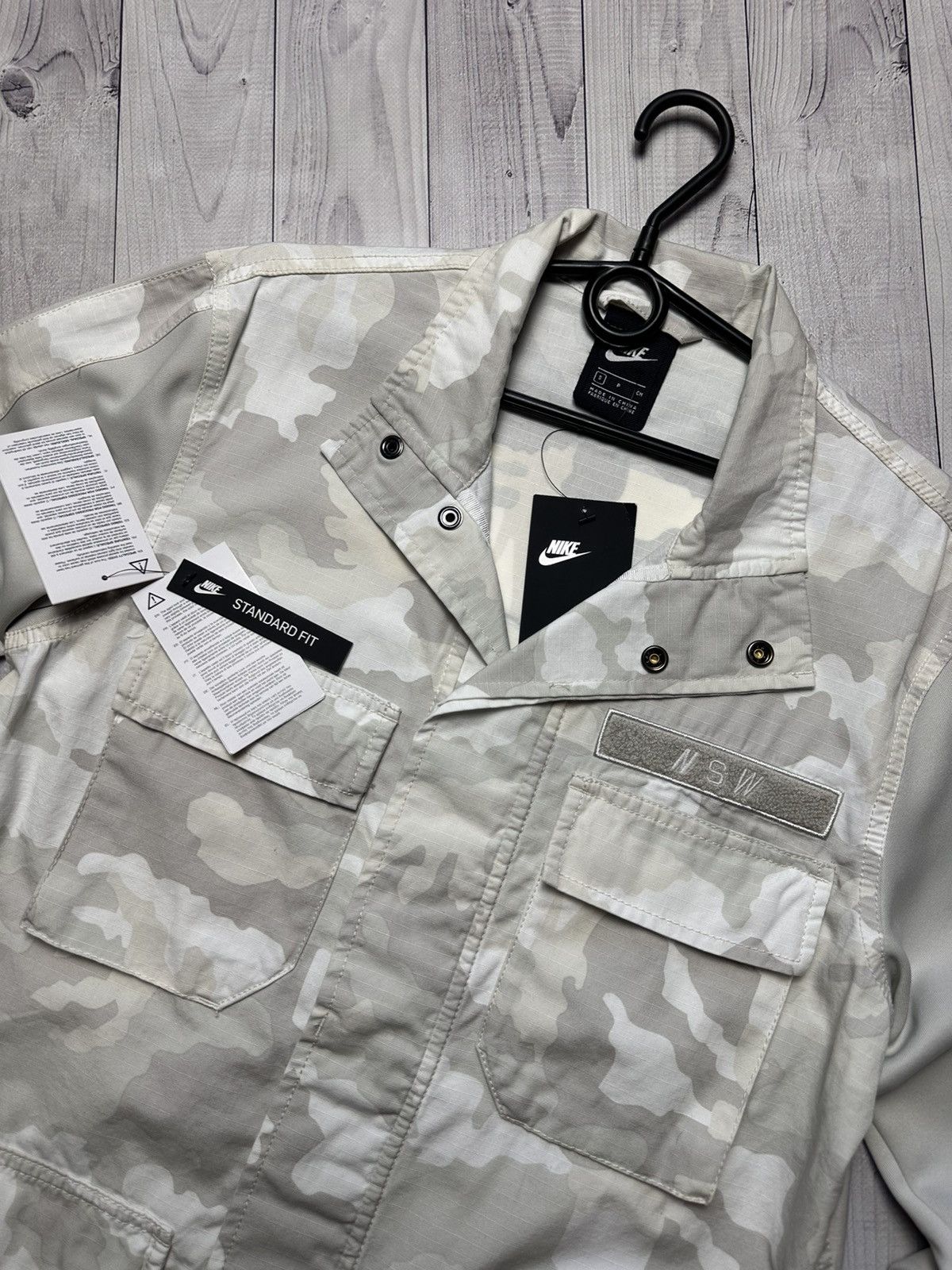 Nike × Vintage Nike NSW jacket overshot camo white box logo size S/M Size US S / EU 44-46 / 1 - 4 Thumbnail