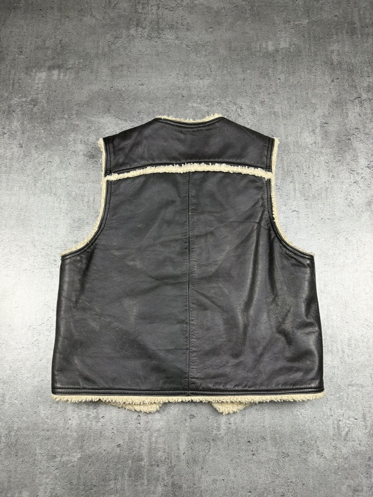 Levi's Vintage Levi’s Sherpa Leather Vest Zip Up Biker Style Size US L / EU 52-54 / 3 - 4 Thumbnail