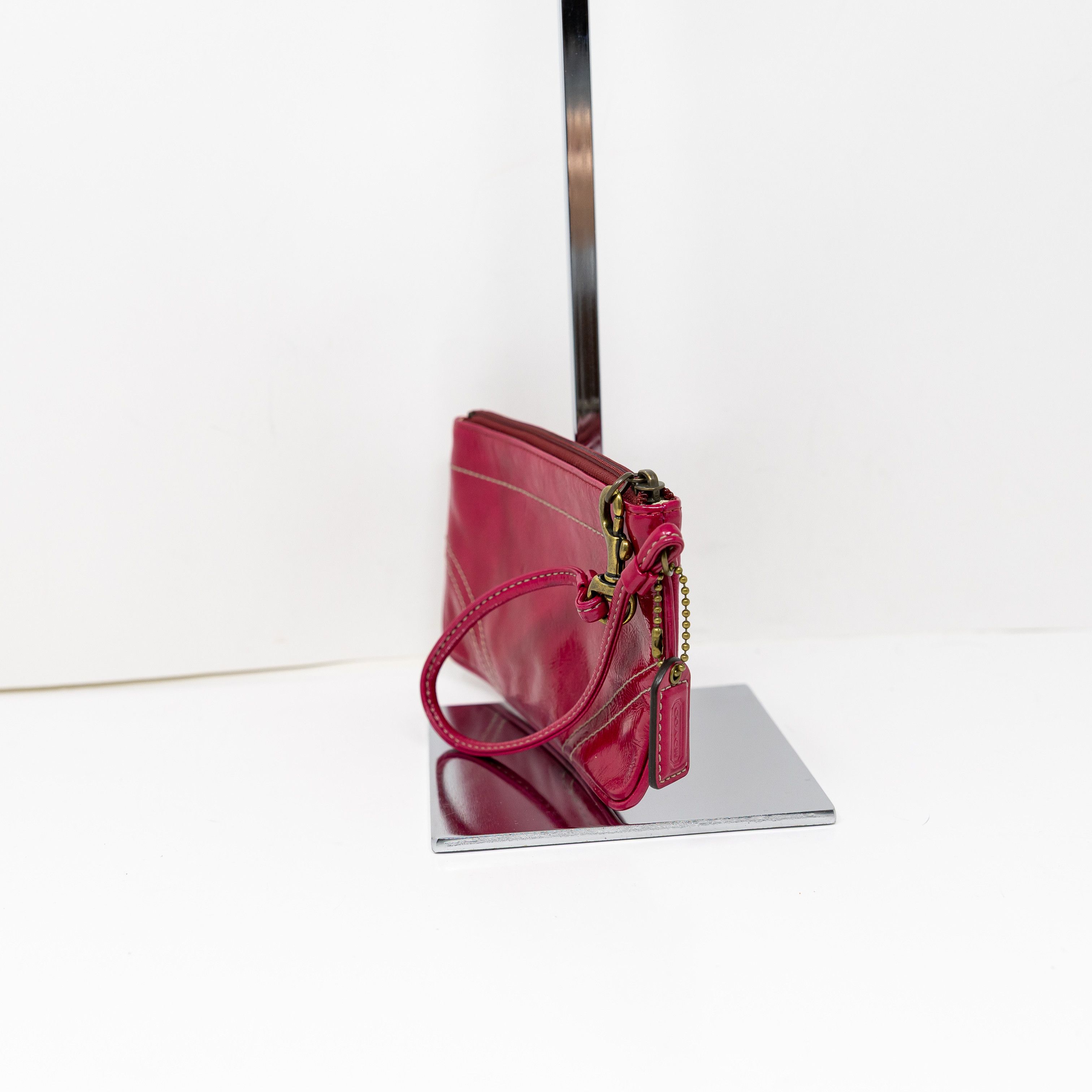 Coach Coach Vintage Genuine Patent Leather Size ONE SIZE - 4 Thumbnail