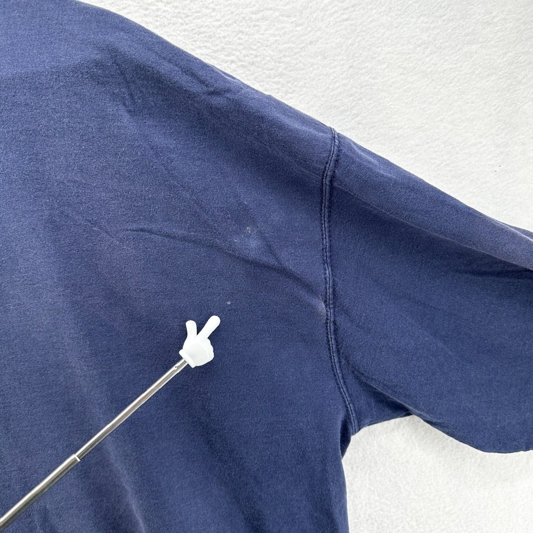 Russell Athletic VINTAGE Russell Athletic T-Shirt Blue Men's XL Cotton Long Sleeve Crew Neck Pullover Size US XL / EU 56 / 4 - 7 Thumbnail