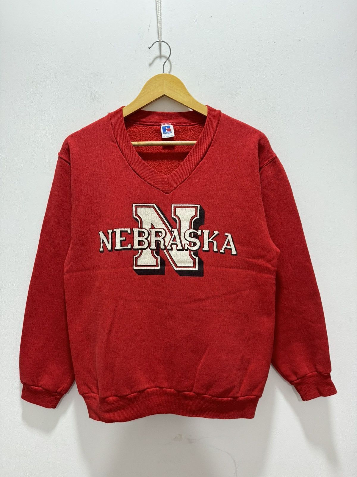 Russell Athletic × Vintage VINTAGE 90s NEBRASKA VNECK SWEATSHIRT Size US S / EU 44-46 / 1 - 1 Thumbnail