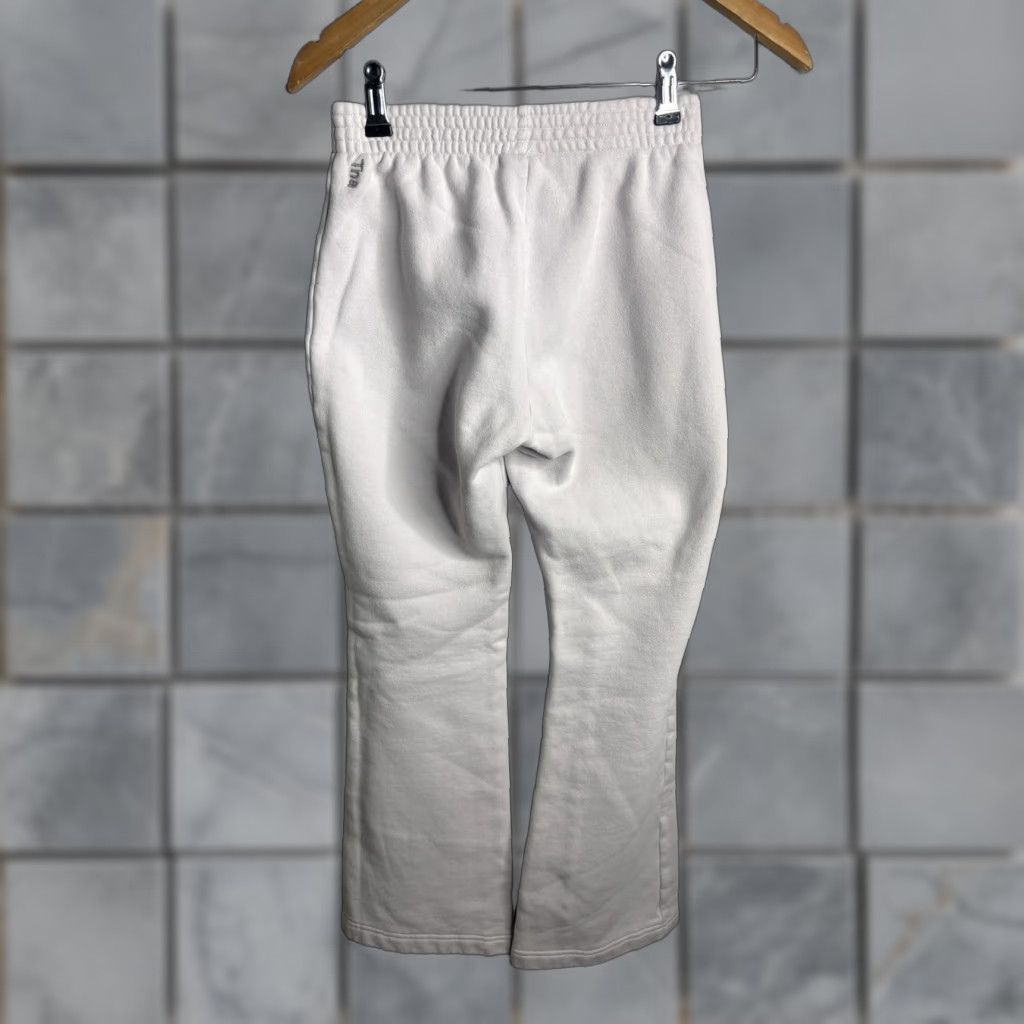 TNA Tna Sweatpants Womens XS White Straight Leg Elastic Waist Pockets Lounge Fleece Size 42" / US 20 - 1 Thumbnail