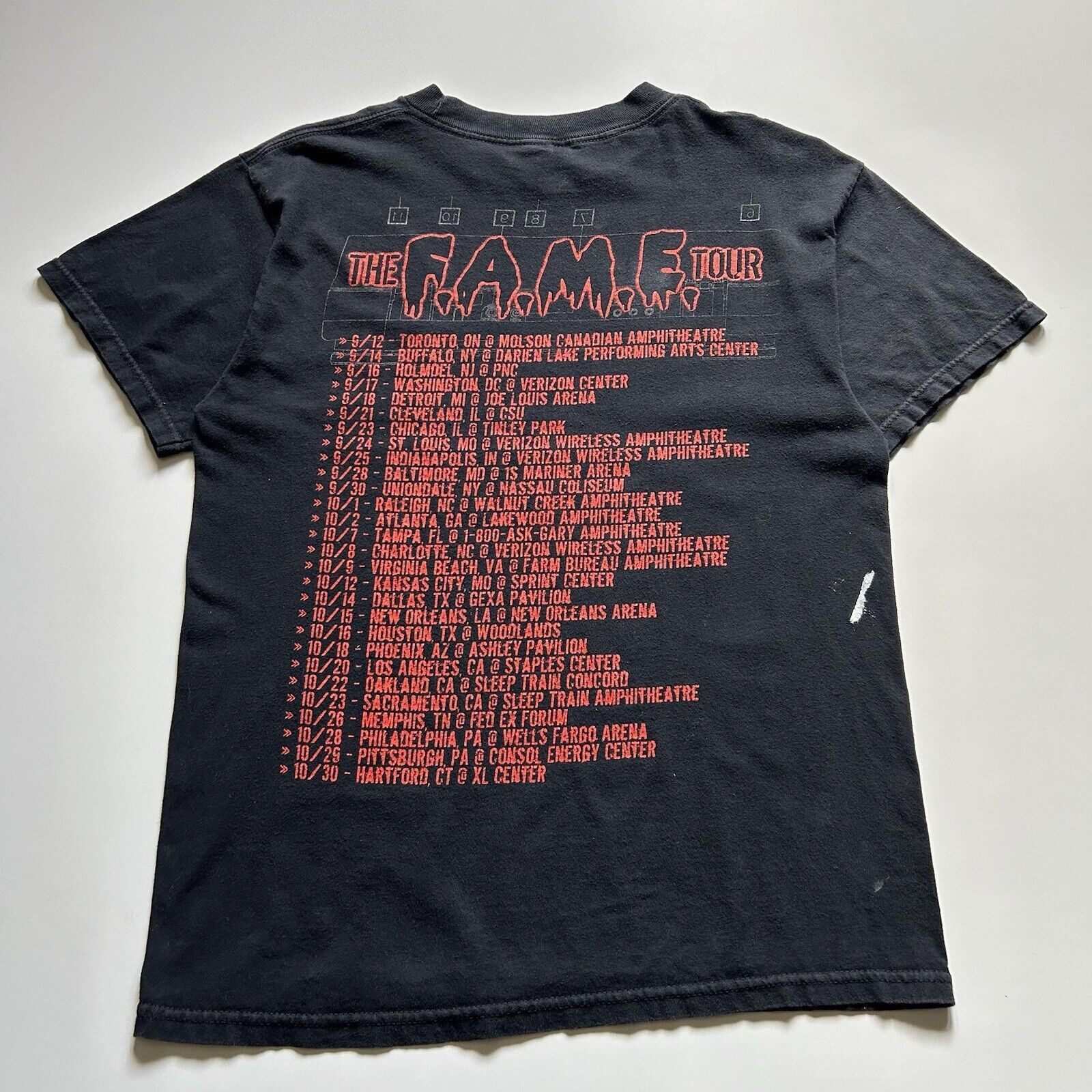 Vintage Vintage Y2K Chris Brown T Shirt Medium The F.A.M.E. Tour Size US M / EU 48-50 / 2 - 3 Thumbnail