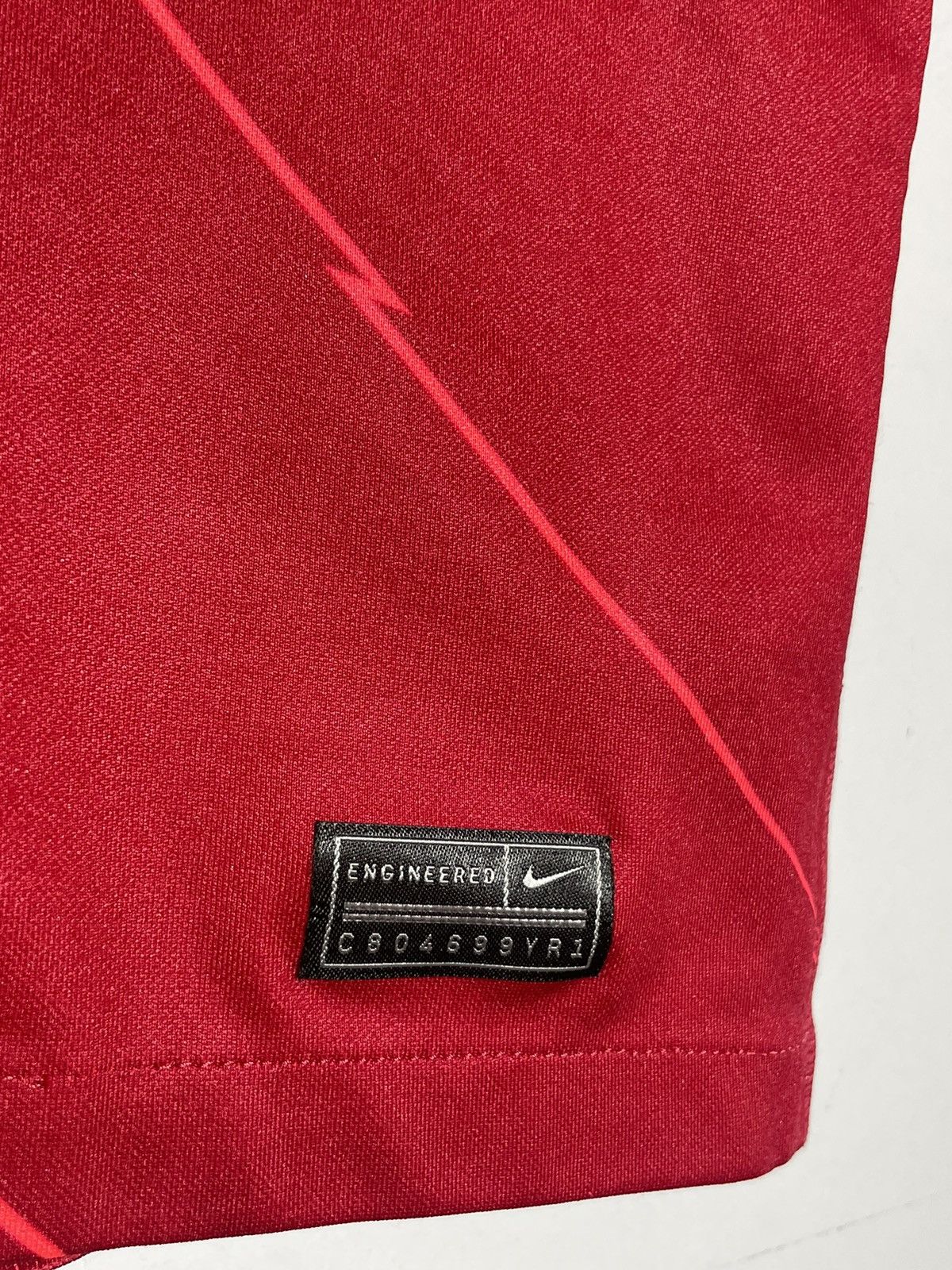Other #27 Darwin Nunez Liverpool Nike 2021/22 Home Football Shirt Size US M / EU 48-50 / 2 - 7 Thumbnail