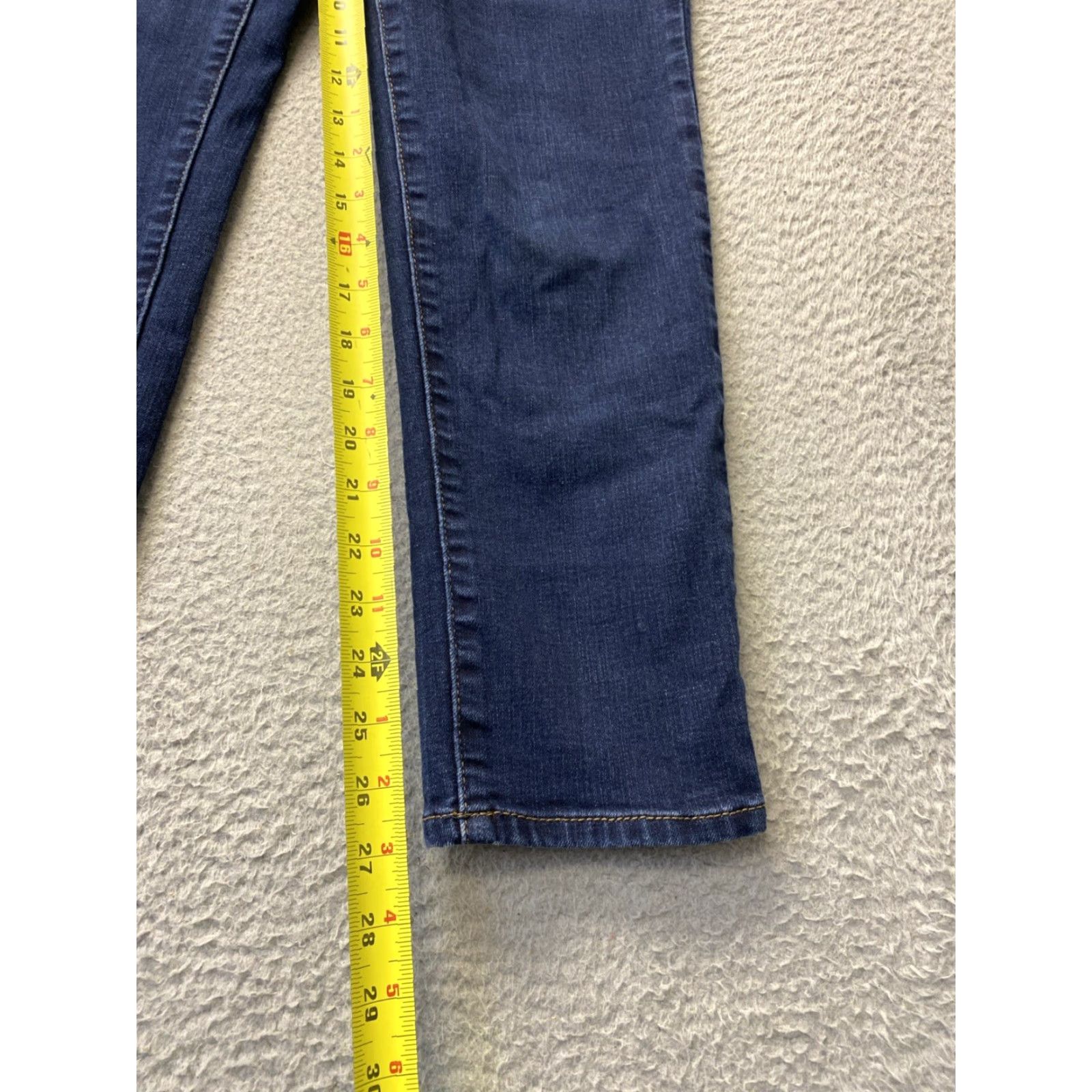 Vintage Chico's So Slimming Pull-On Jegging Jeans Dark Wash 30x27 Slim Womens Denim Blue Jeans Size 30" / US 8 / IT 44 - 6 Thumbnail