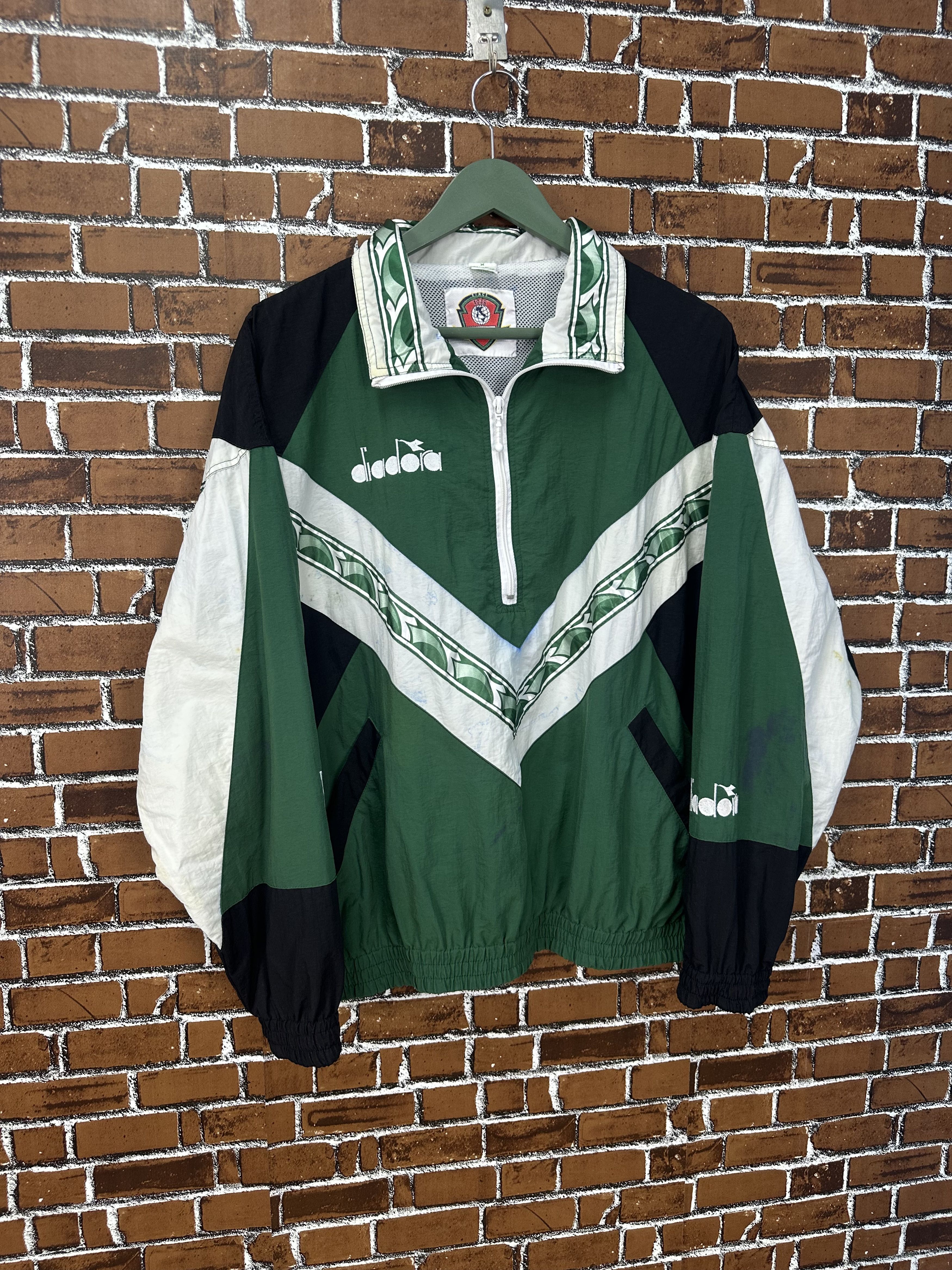 Diadora 90s Vintage Diadora Baggy Nylon Jacket Z327 Size US M / EU 48-50 / 2 - 2 Thumbnail