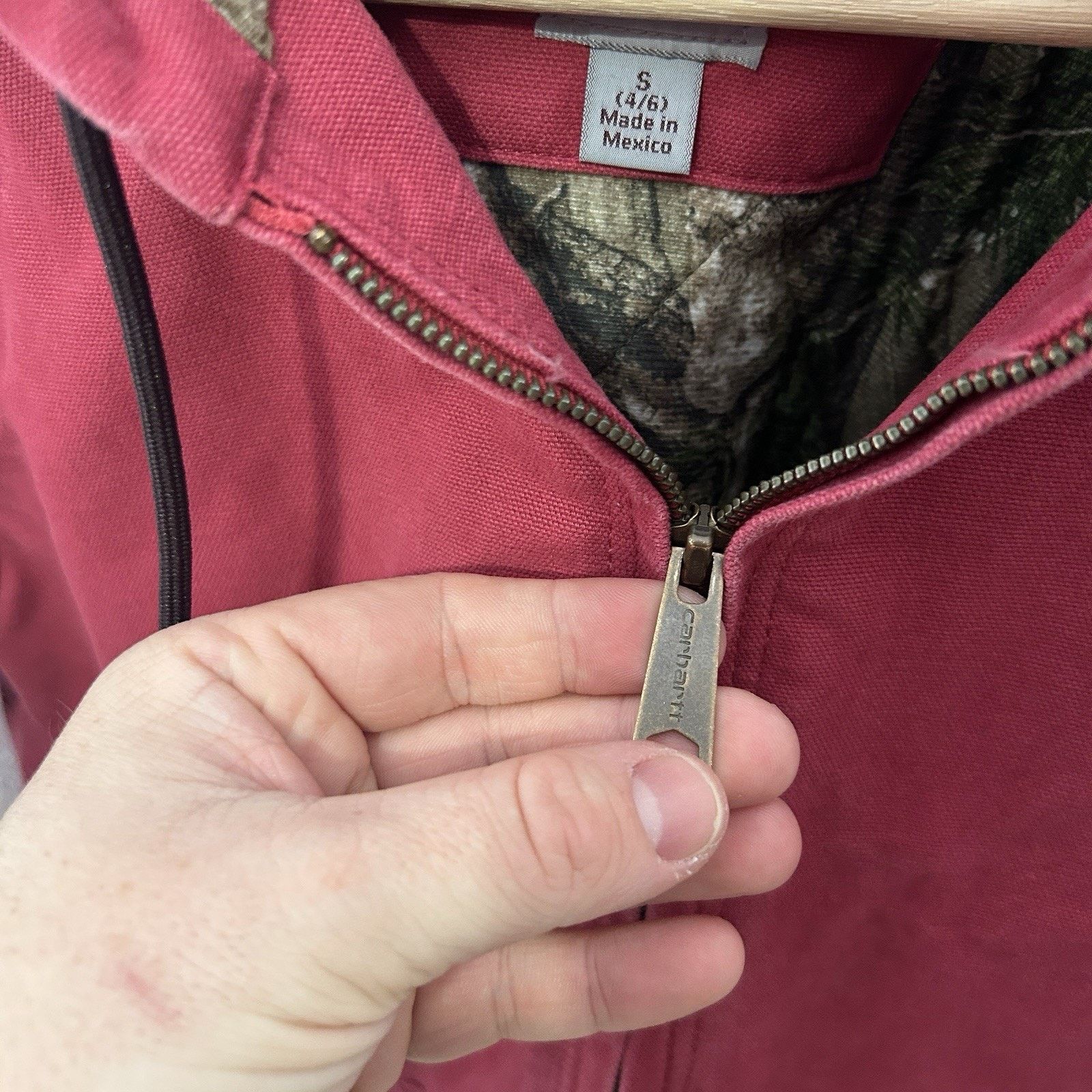 Carhartt Carhartt Quilted Camo-Lined Hooded Active Jacket “Crabapple” Size S / US 4 / IT 40 - 15 Thumbnail