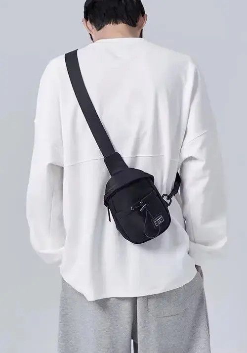 Japanese Brand Fashion y2k side belt bag fanny pack Size ONE SIZE - 2 Thumbnail