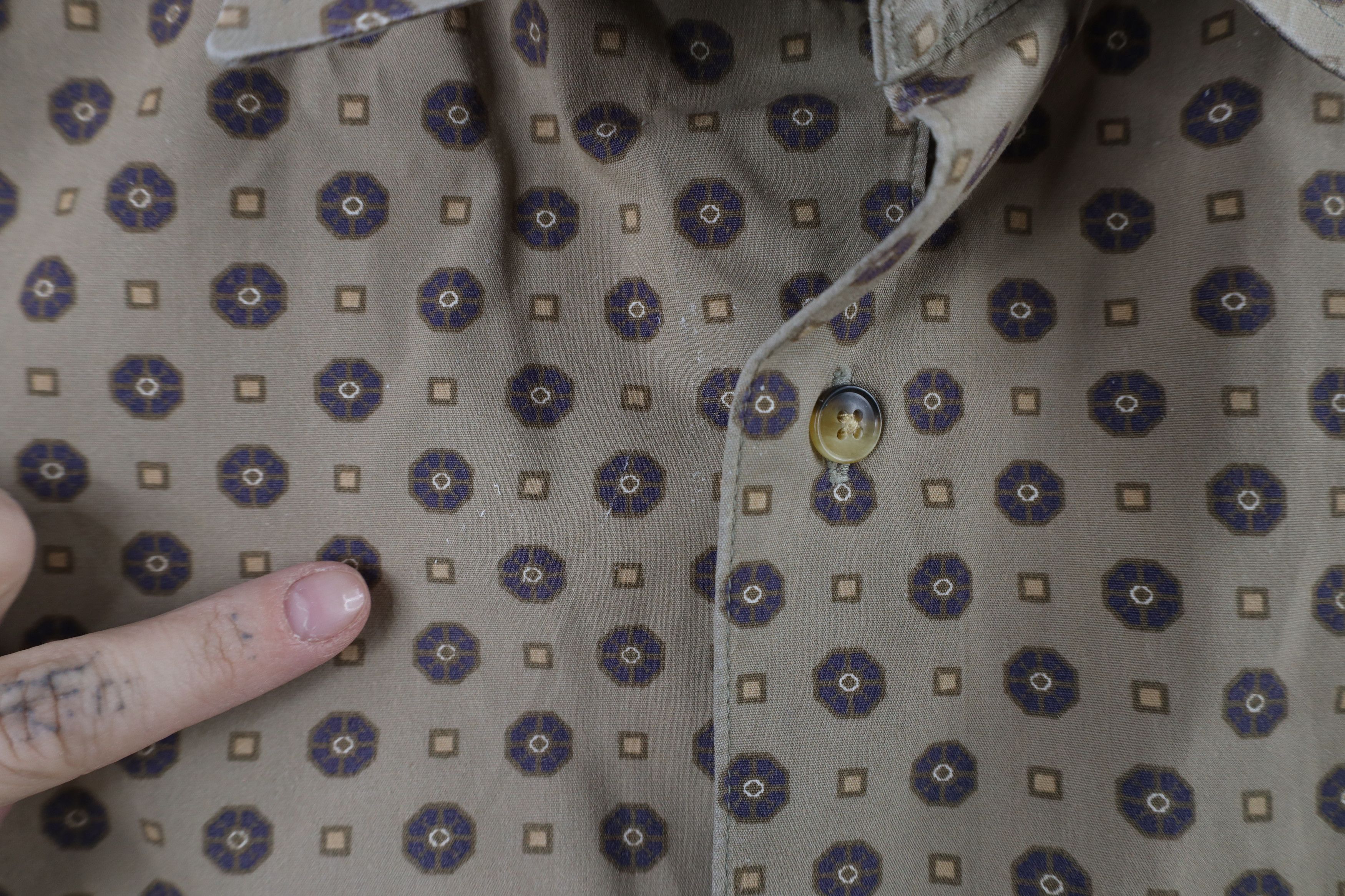 Vintage Vintage 90s Streetwear Geometric Short Sleeve Button Shirt Size US M / EU 48-50 / 2 - 7 Thumbnail