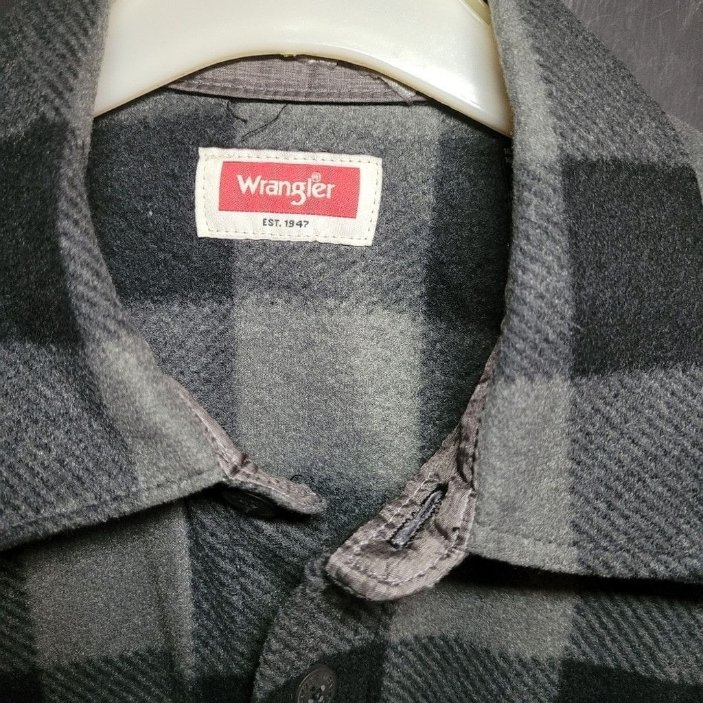 Wrangler Wrangler, shirt, Flannel, black/gray, nwot, Size M Size US M / EU 48-50 / 2 - 2 Thumbnail