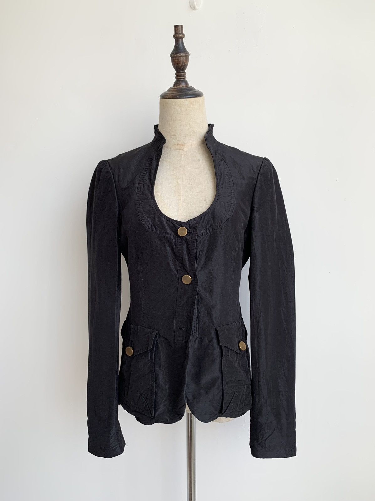 Gucci 2004 Gucci Black Silk Scoop Neck Blazer Jacket Size S / US 4 / IT 40 - 1 Thumbnail