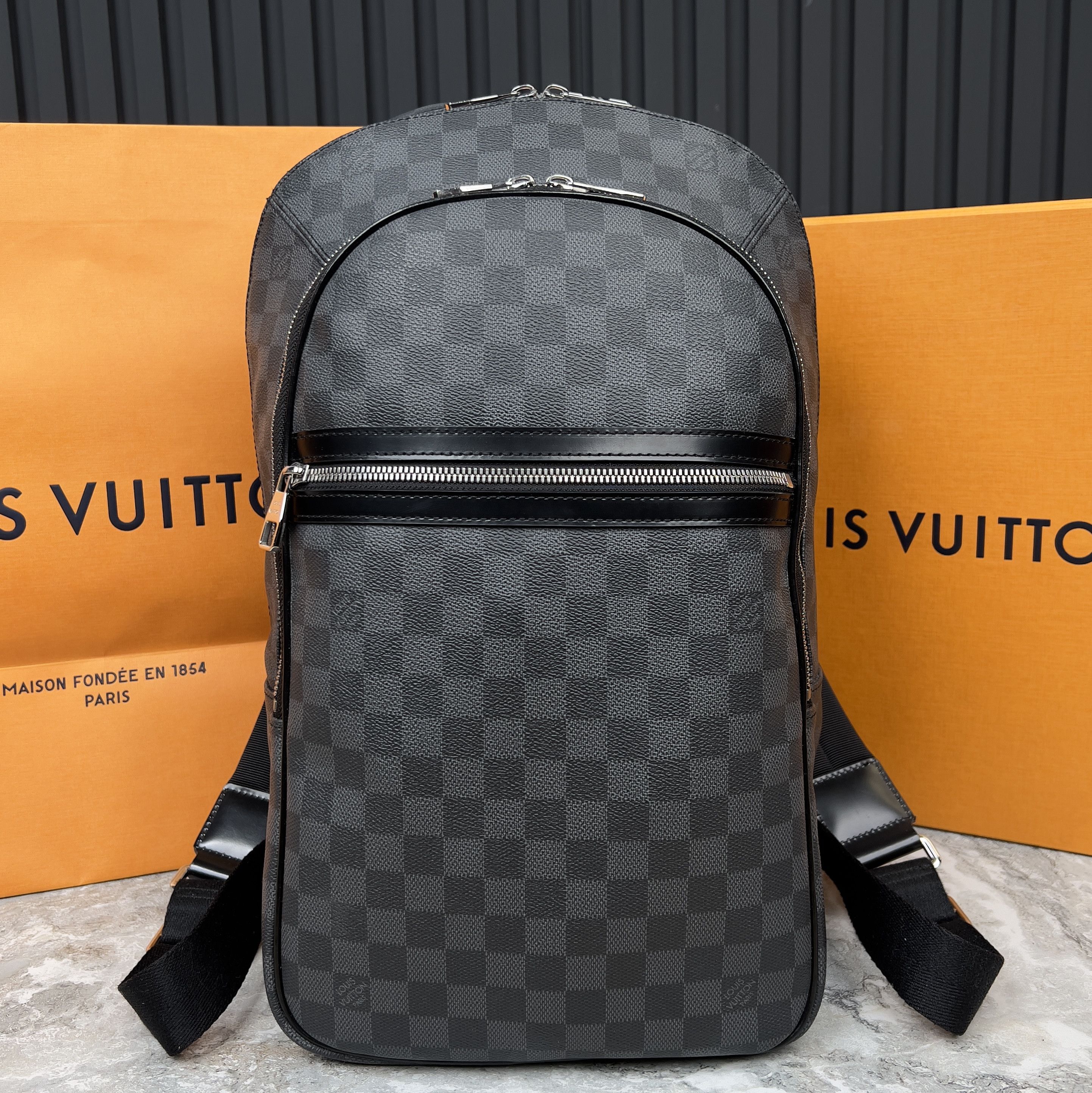 louis vuitton black backpack replica Steamer Leather Inspired by the historic steamer bag Leather Backpack Louis Vuitton Rucksack