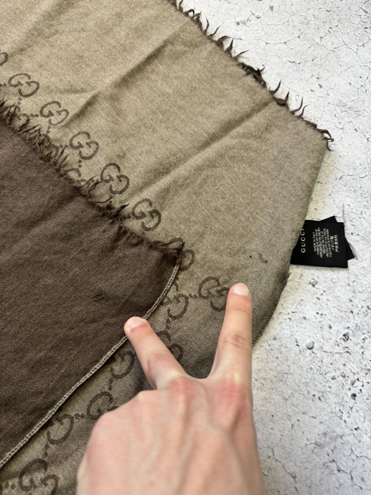Gucci Gucci Scarf Monogram Wool+Silk Print Logo Size ONE SIZE - 2 Thumbnail