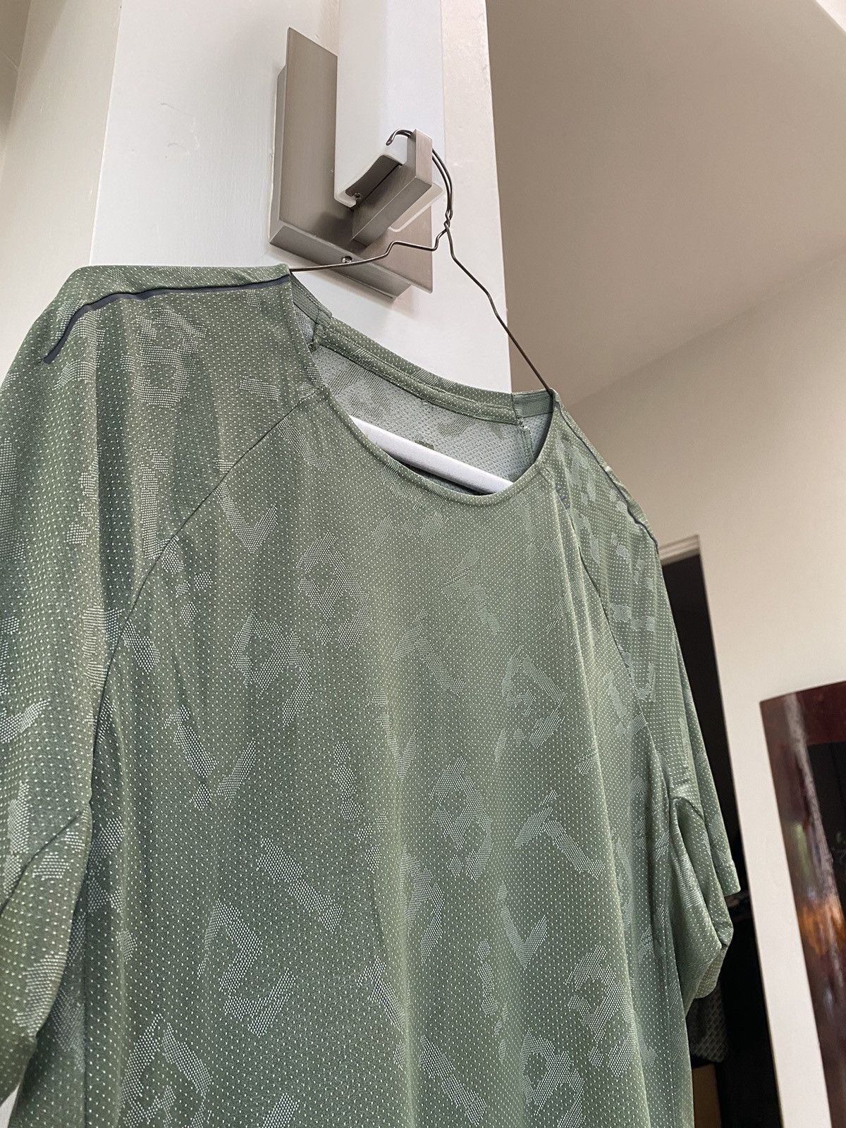 Lululemon Lululemon T-Shirt Medium Green Crew Neck Activewear Size US M / EU 48-50 / 2 - 3 Thumbnail