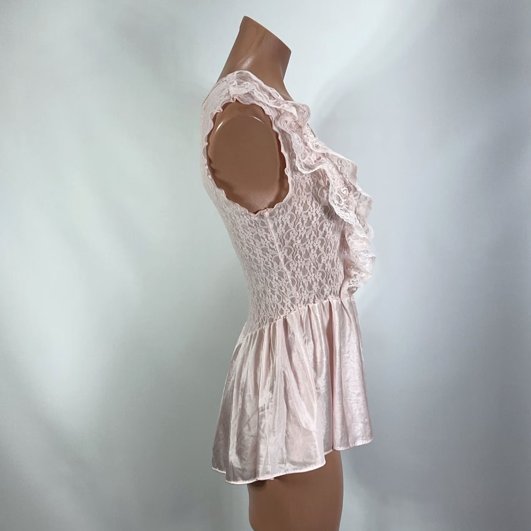 Pinko VINTAGE Vandemere Chemise Womens S Pink Vtg Teddy Coquette Ruffle Ethereal Princess Nylon Lace Size ONE SIZE - 5 Thumbnail
