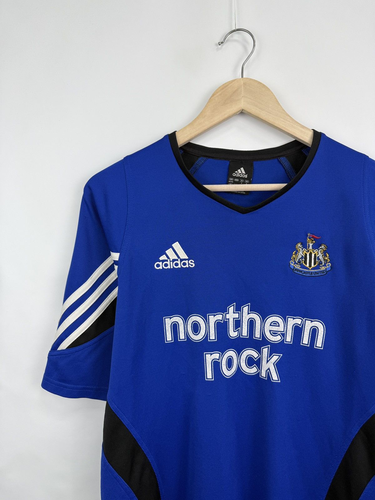 Adidas 🏴󠁧󠁢󠁥󠁮󠁧󠁿 Vintage 2003 NewCastle United Home Shirt Football Jersey Size US L / EU 52-54 / 3 - 2 Thumbnail